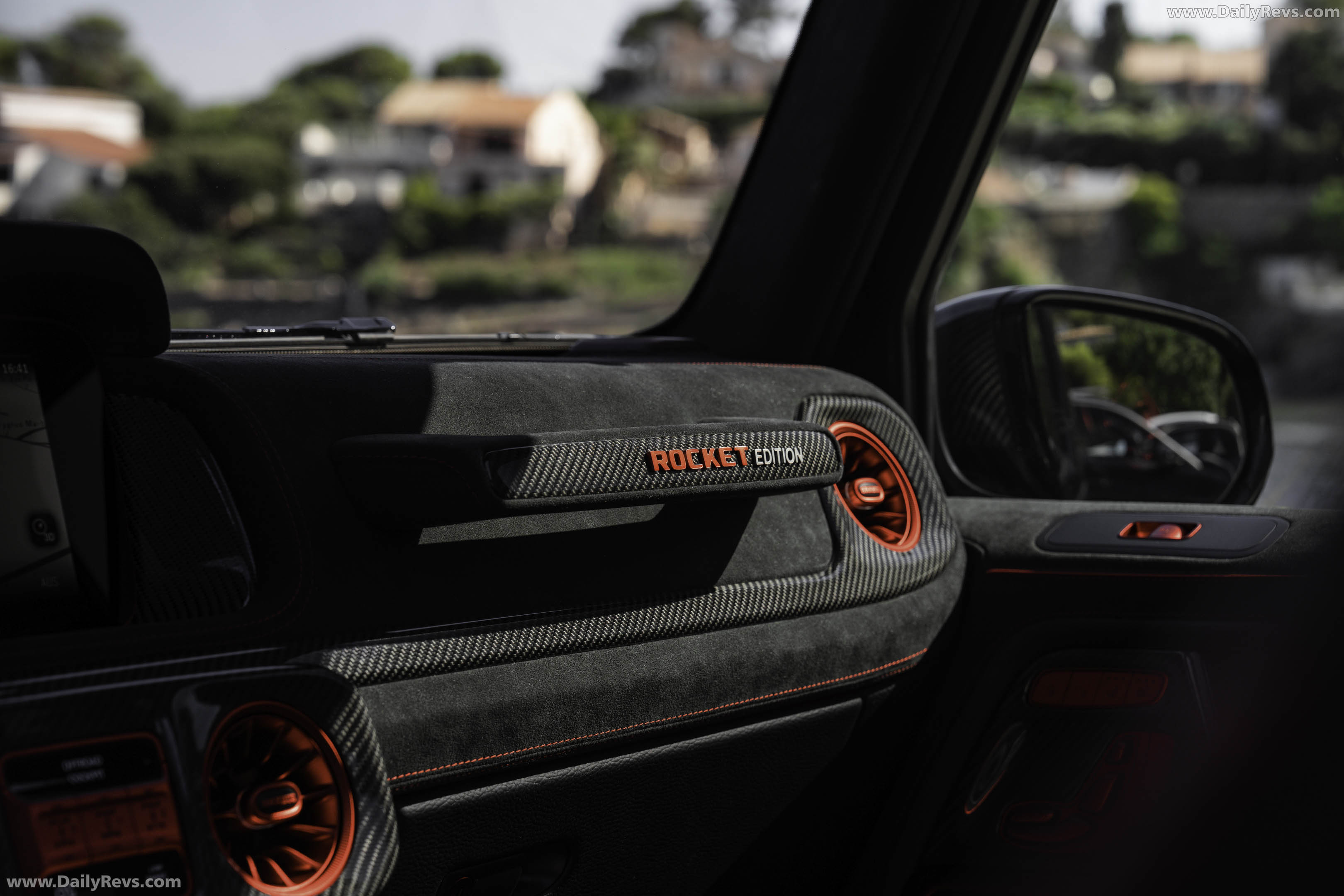 2027 Brabus 900 Rocket Edition Cabrio Interior