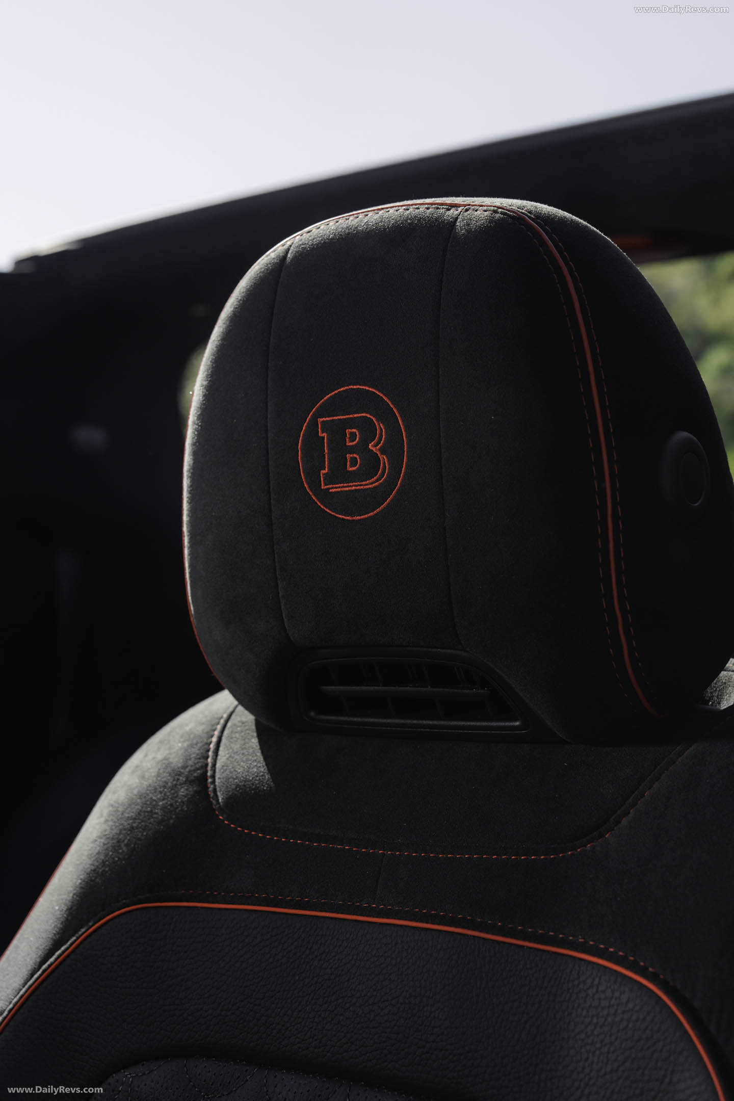 2027 Brabus 900 Rocket Edition Cabrio Interior