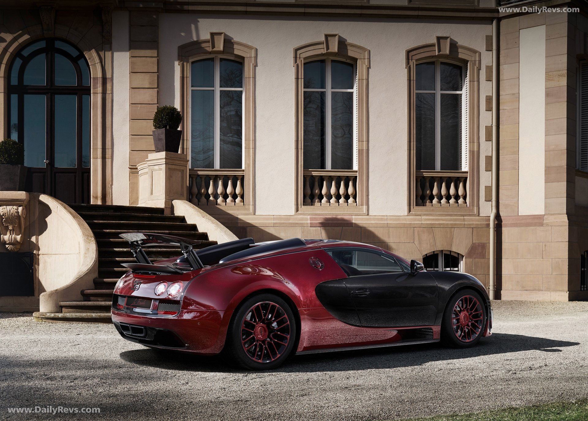 2015 Bugatti Veyron Grand Sport Vitesse La Finale Rear View
