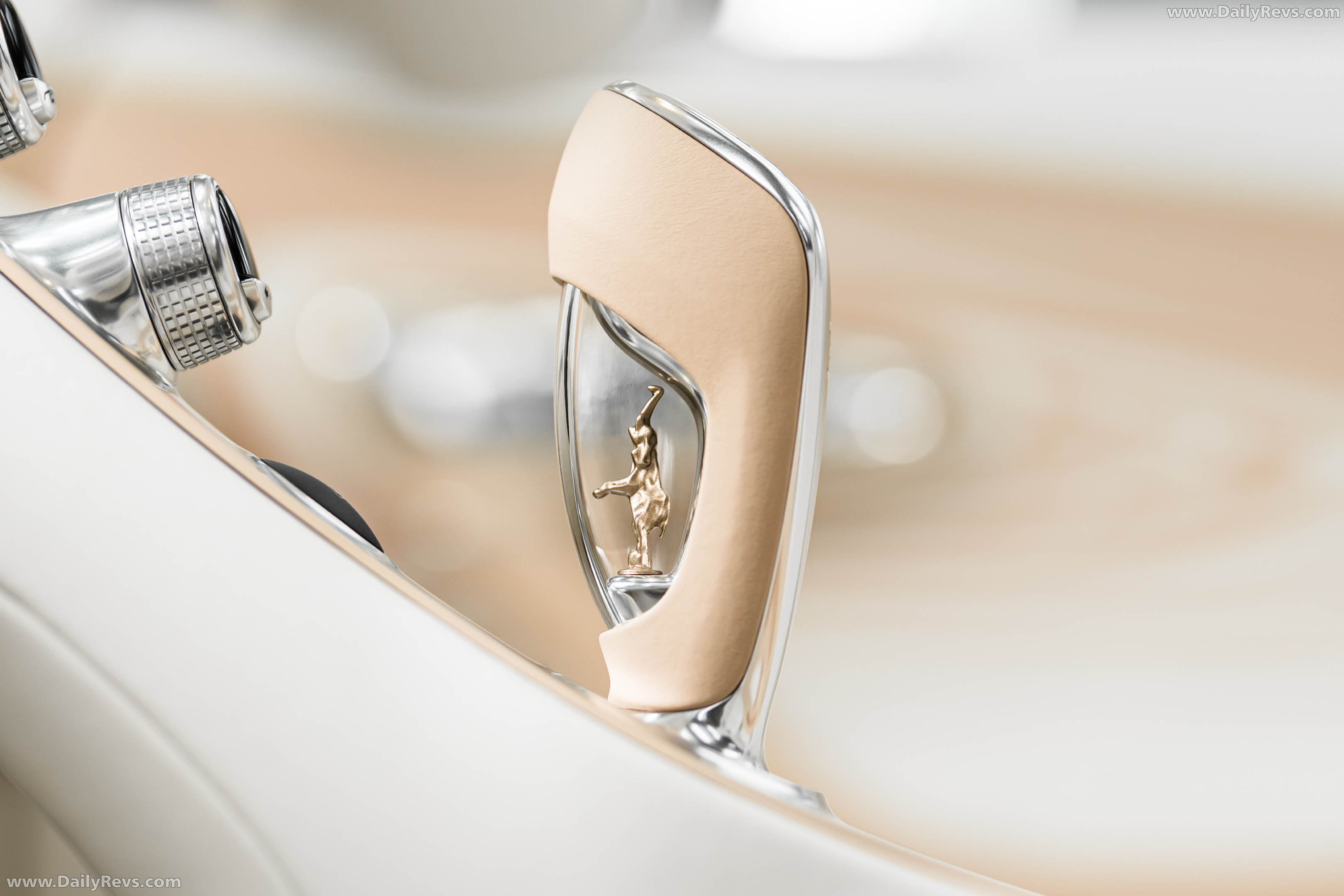 2026 Bugatti W16 Mistral La Perle Rare Interior