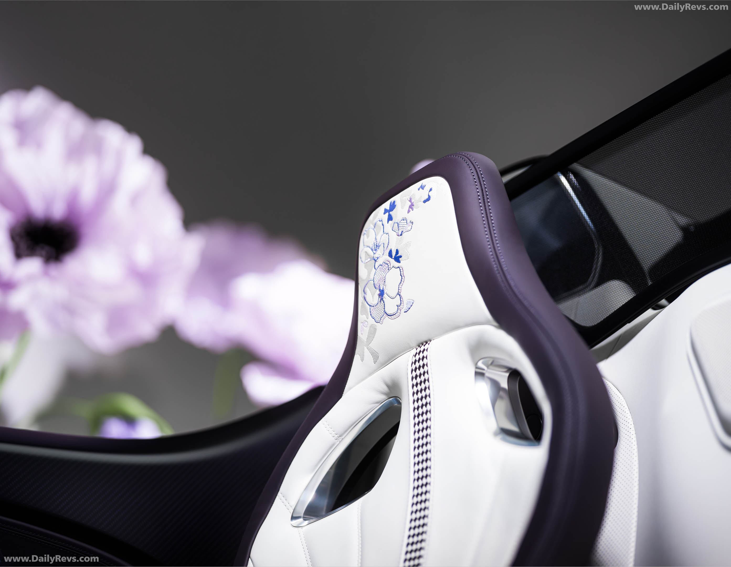 2026 Bugatti W16 Mistral Caroline Interior