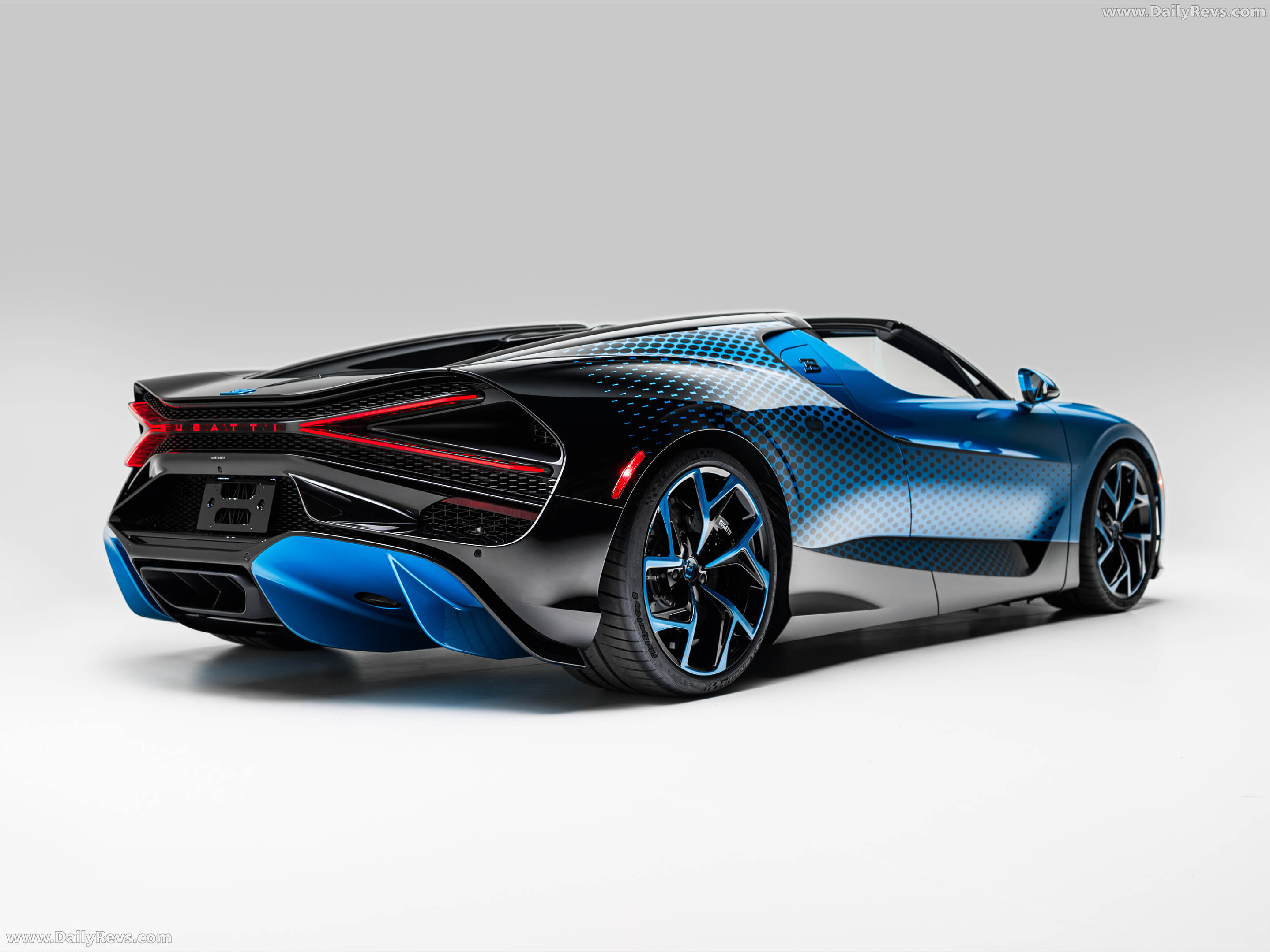 2026 Bugatti W16 Mistral Fly Bug Rear View