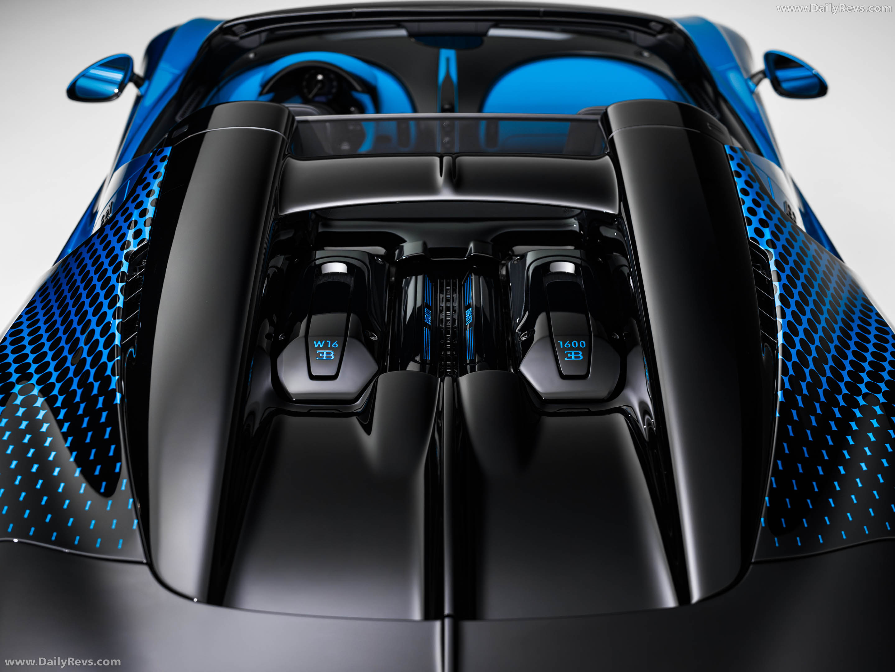 2026 Bugatti W16 Mistral Fly Bug Interior