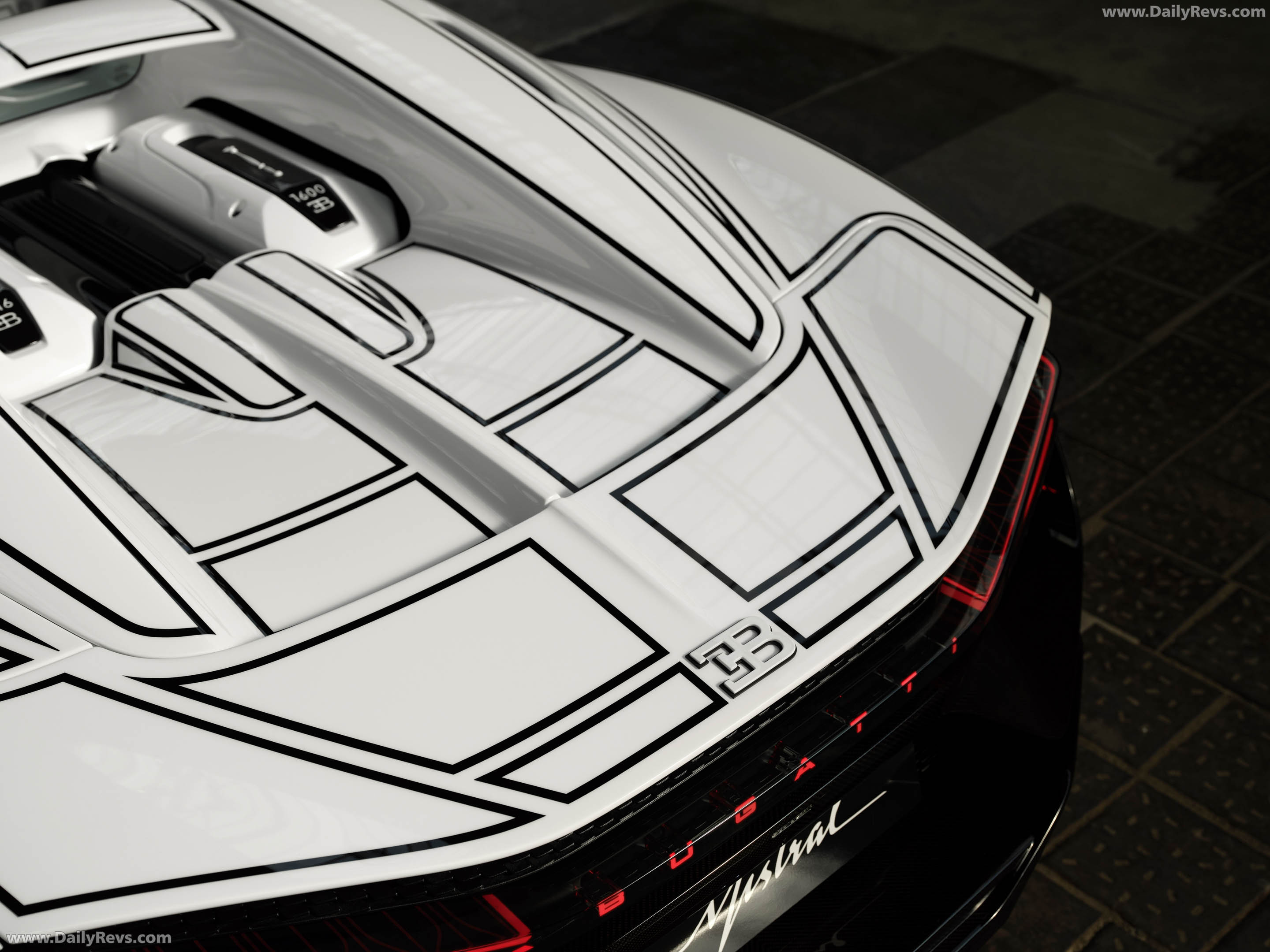 2026 Bugatti W16 Mistral Blanc Eternel Exterior