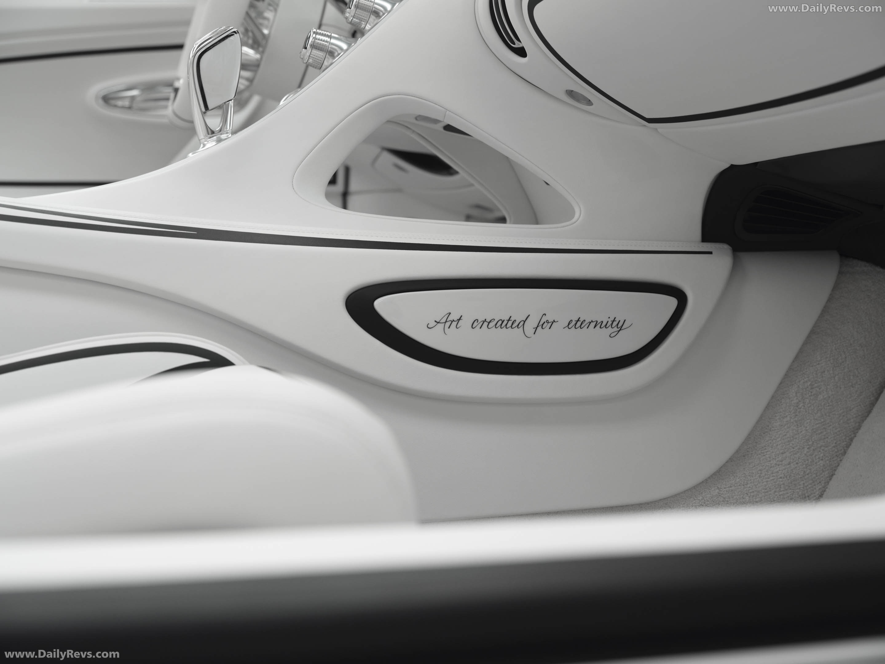 2026 Bugatti W16 Mistral Blanc Eternel Interior