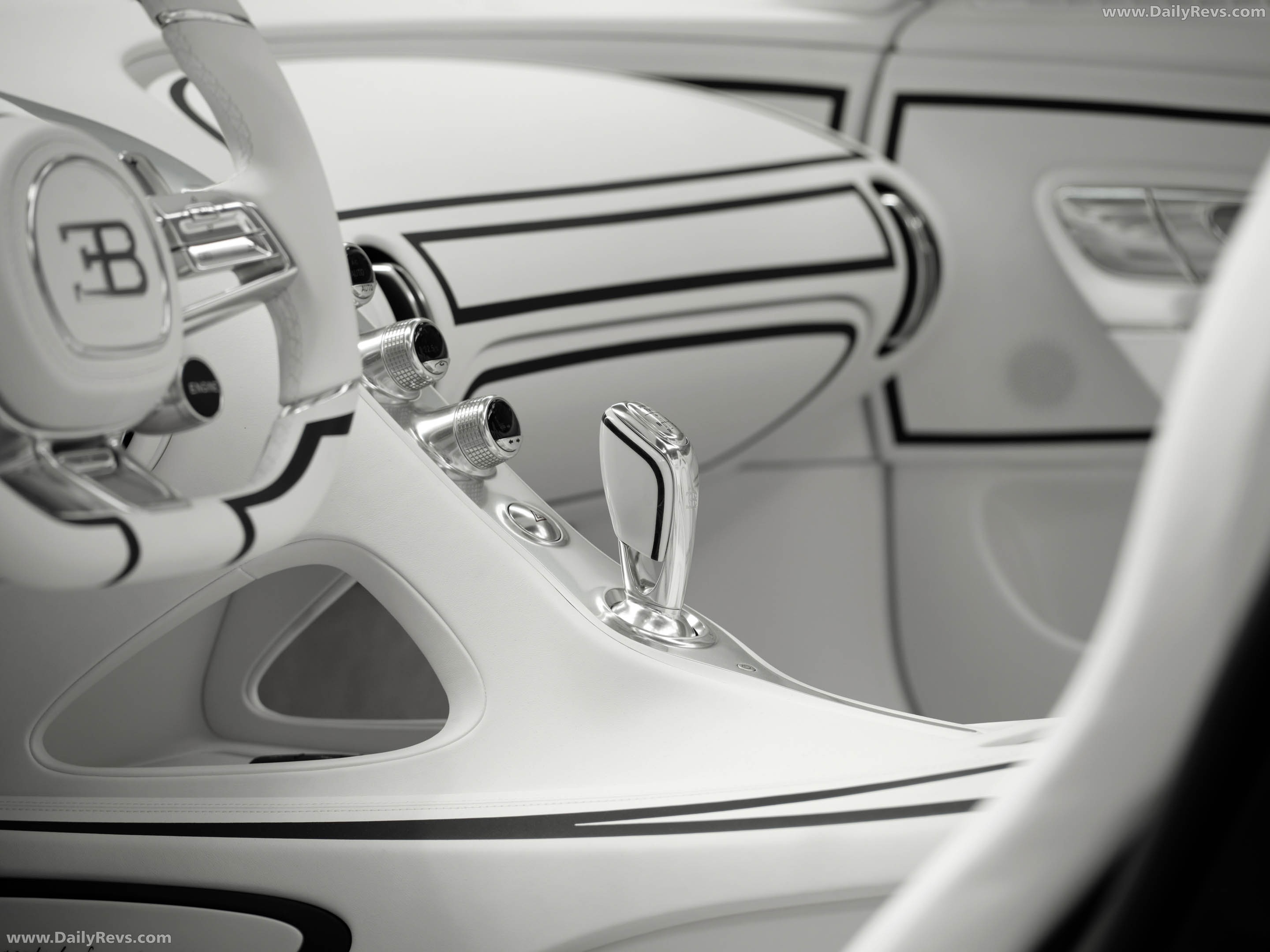 2026 Bugatti W16 Mistral Blanc Eternel Interior