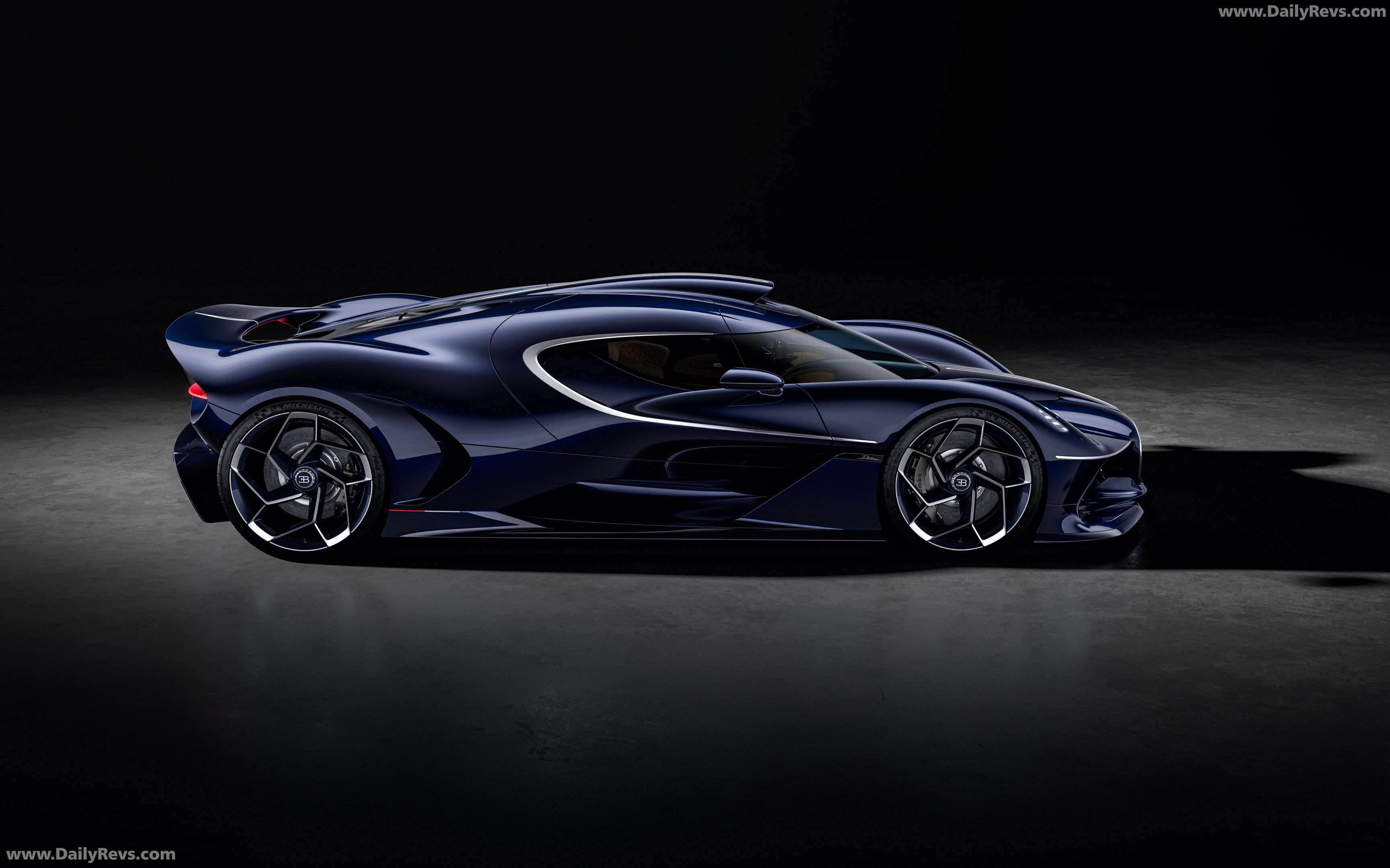 2027 Bugatti Destrier Side View