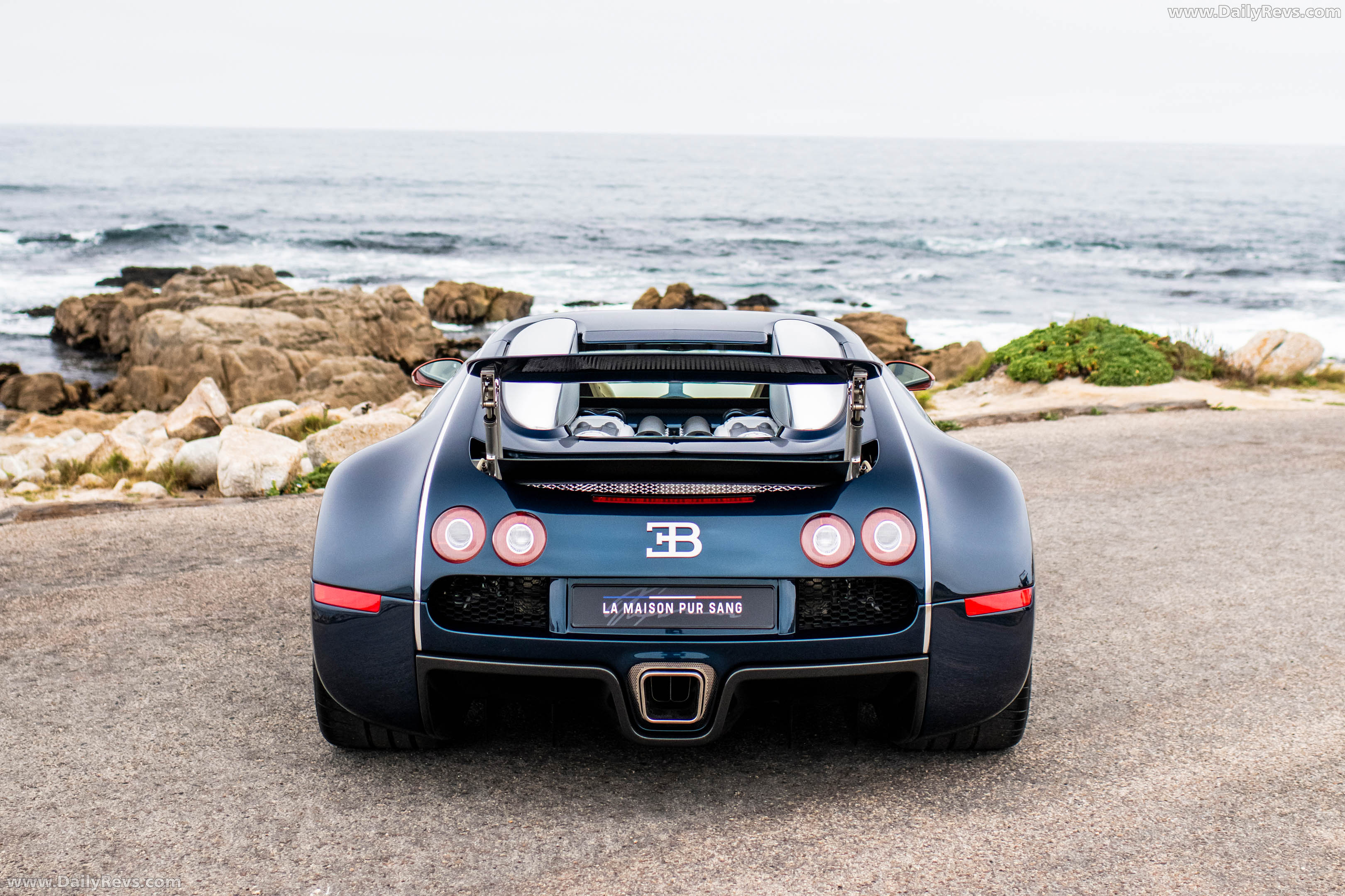 2026 Bugatti Veyron La Maison Pur Sang Rear View