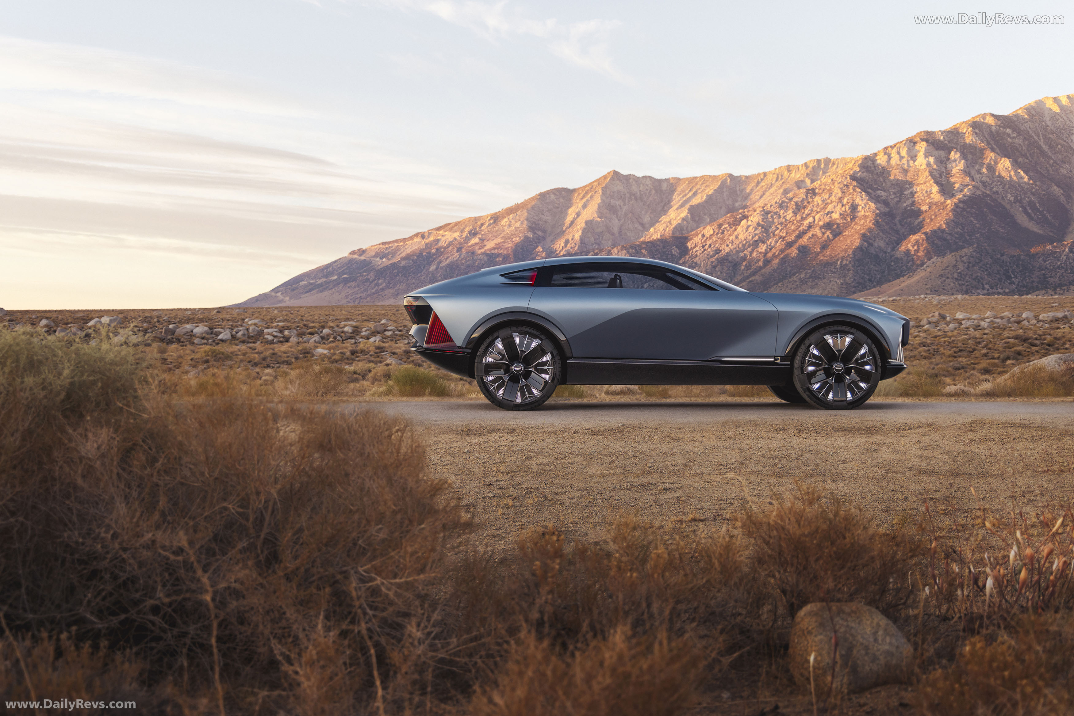 2025 Cadillac Elevated Velocity Concept Side View