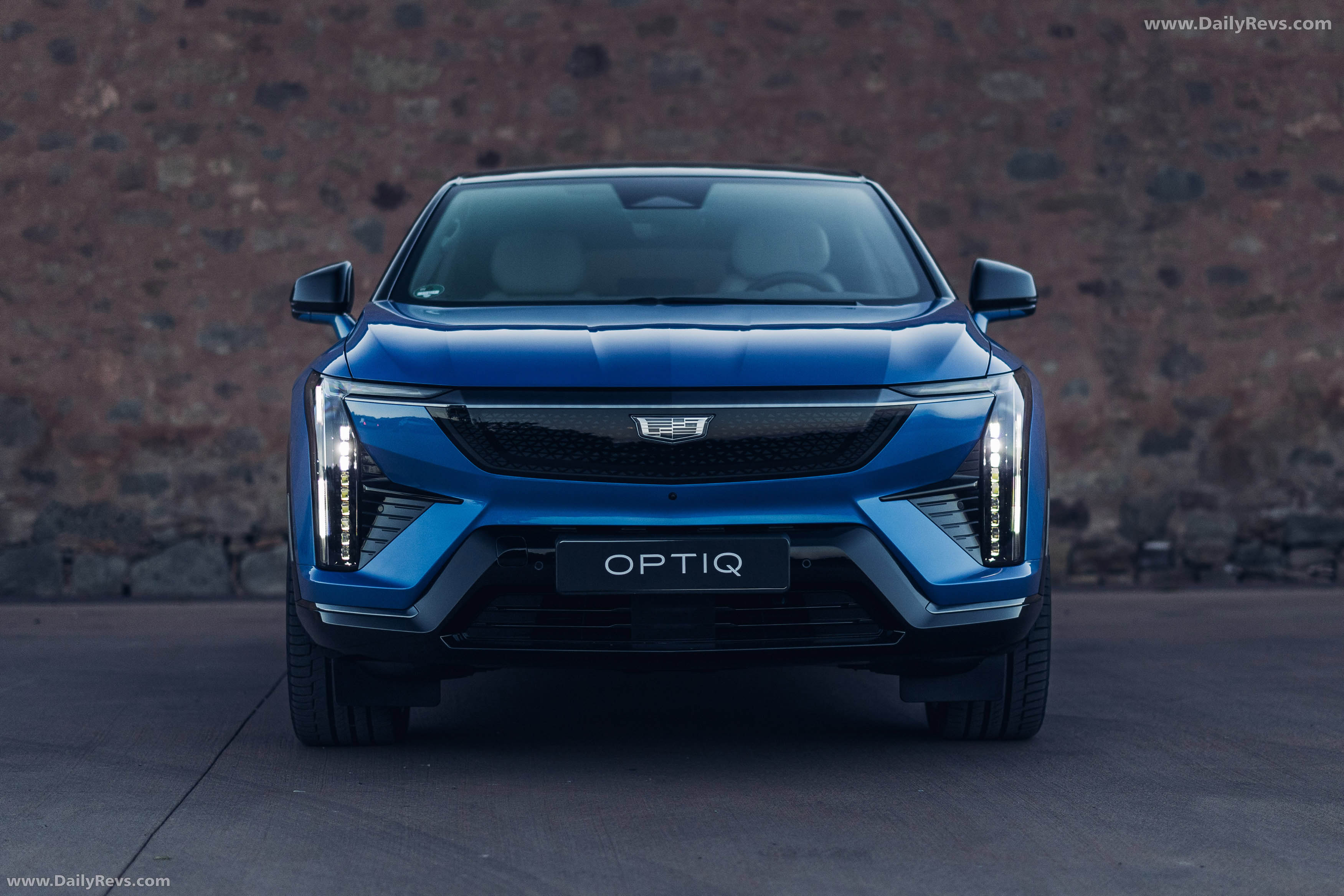 2026 Cadillac Optiq European Version Front View