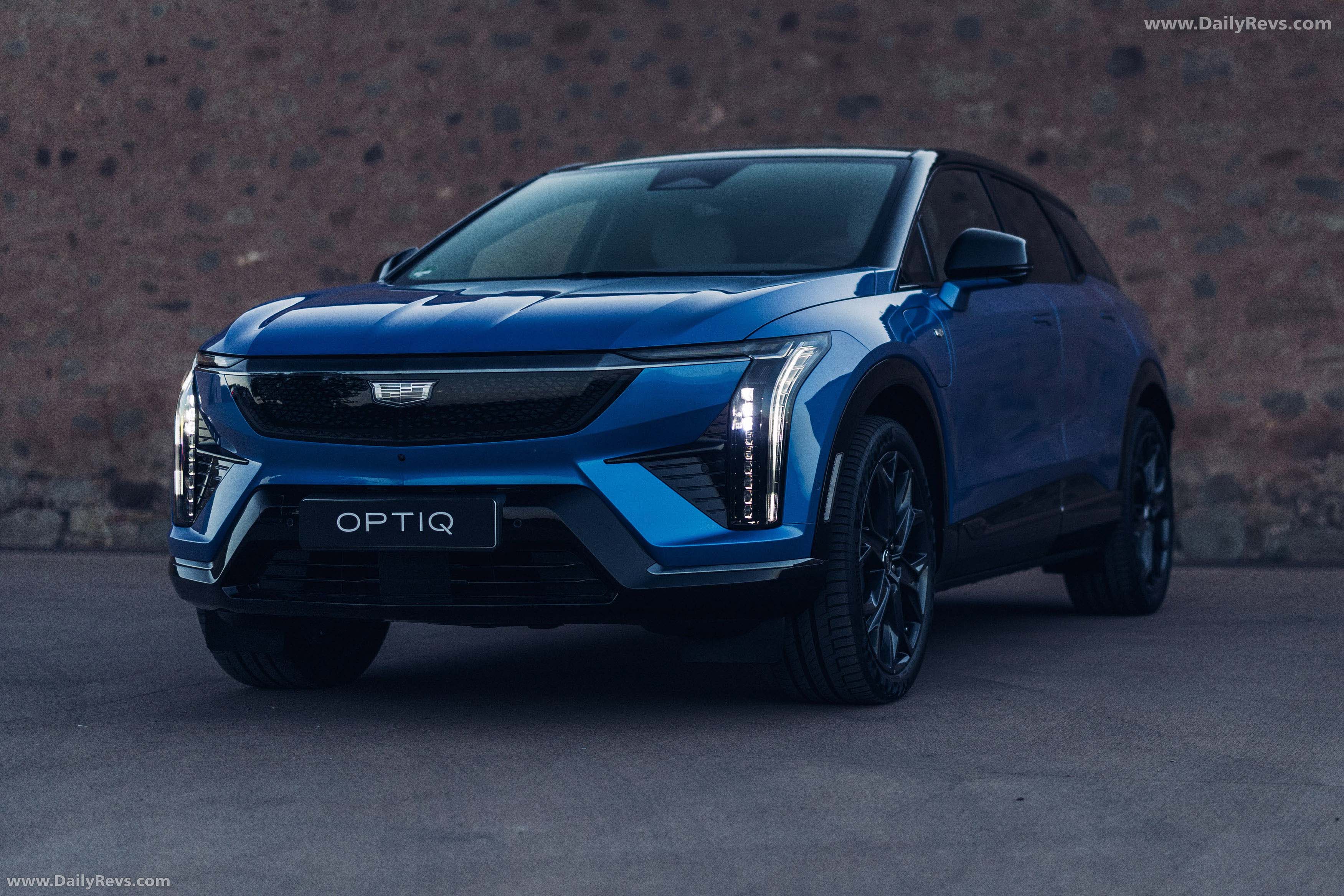 2026 Cadillac Optiq European Version Front View