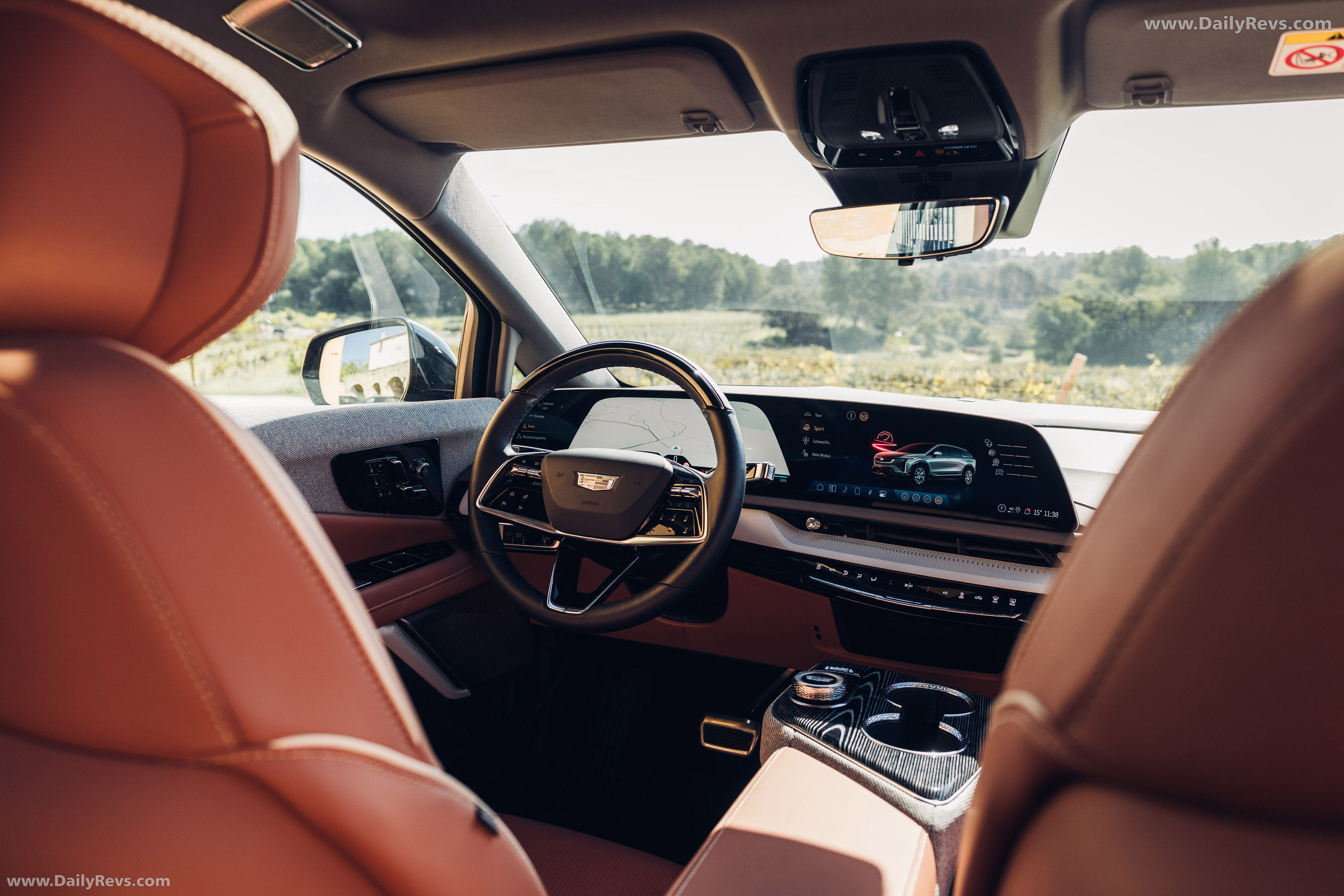 2026 Cadillac Optiq European Version Interior