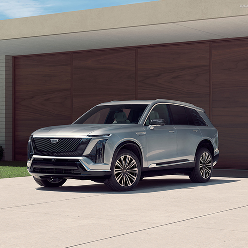 2026 Cadillac VISTIQ European Version Front View