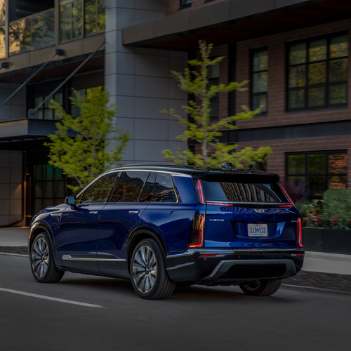 2026 Cadillac VISTIQ European Version Rear View