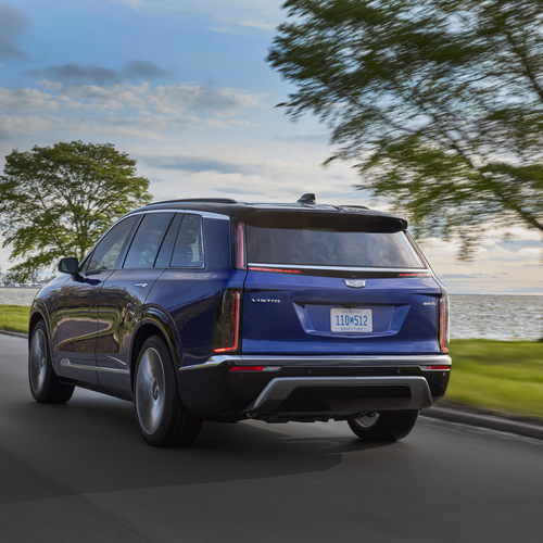 2026 Cadillac VISTIQ European Version Rear View