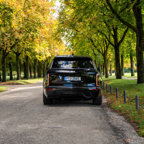 2026 Cadillac VISTIQ European Version Rear View