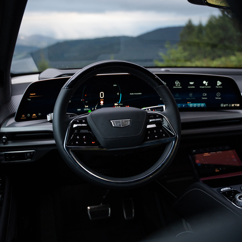 2026 Cadillac VISTIQ European Version Interior