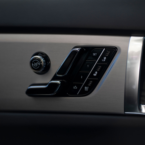 2026 Cadillac VISTIQ European Version Interior