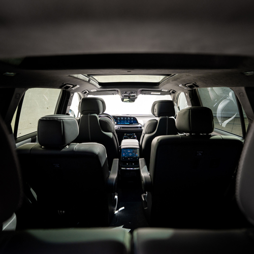 2026 Cadillac VISTIQ European Version Interior