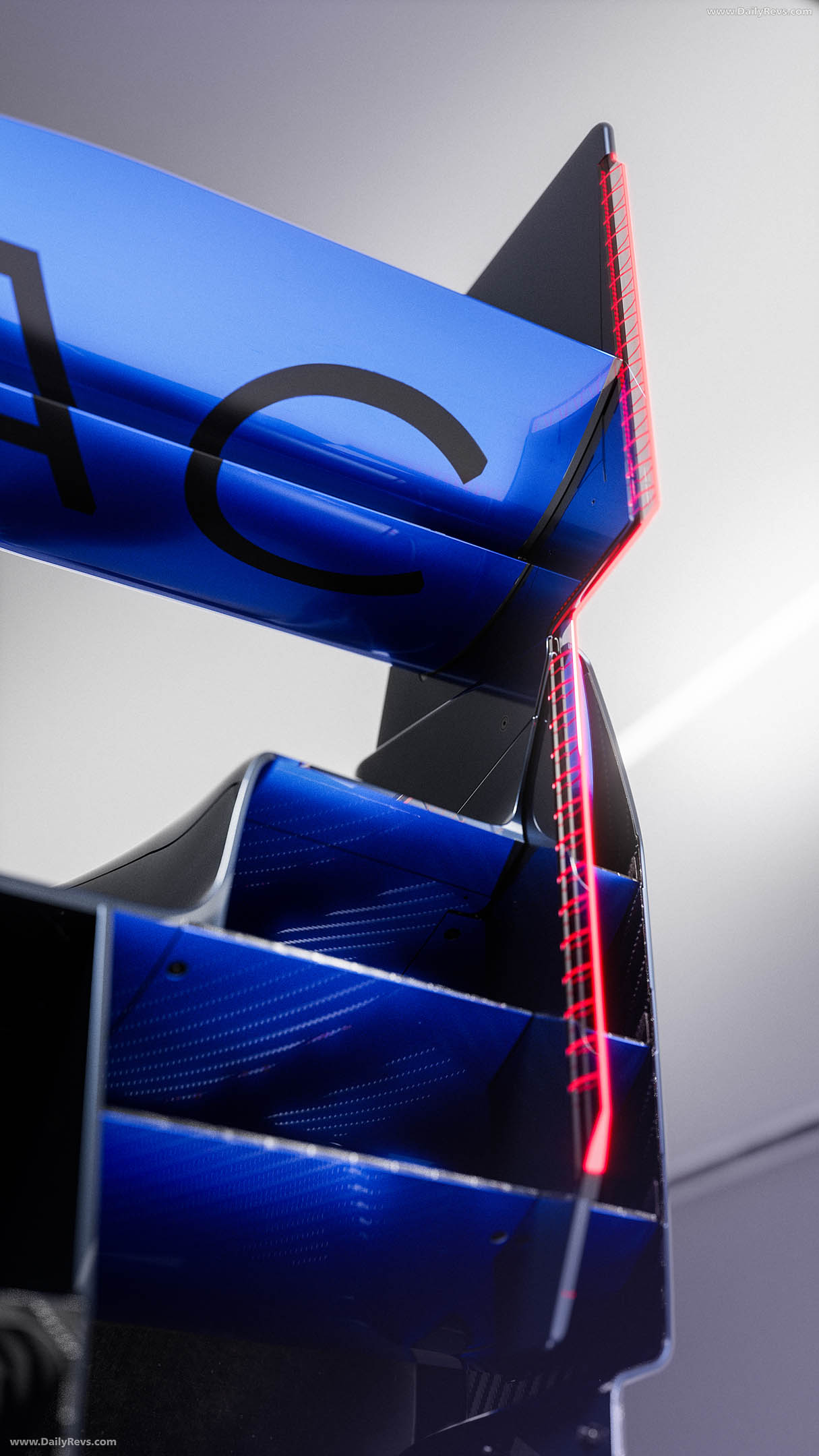 2027 Cadillac V-ONE Concept Exterior