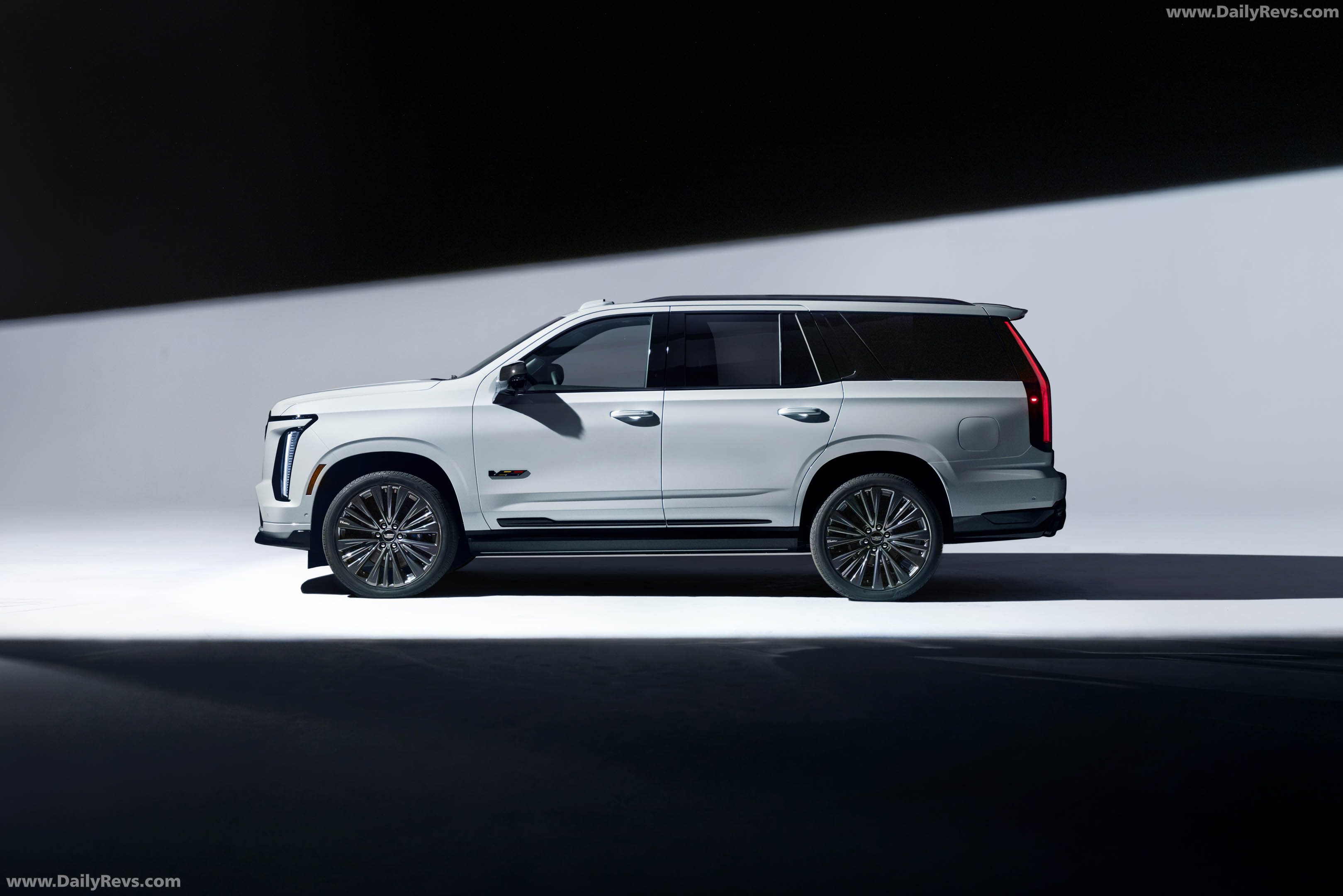 2027 Cadillac Escalade-V 125th Anniversary Collector Series Side View