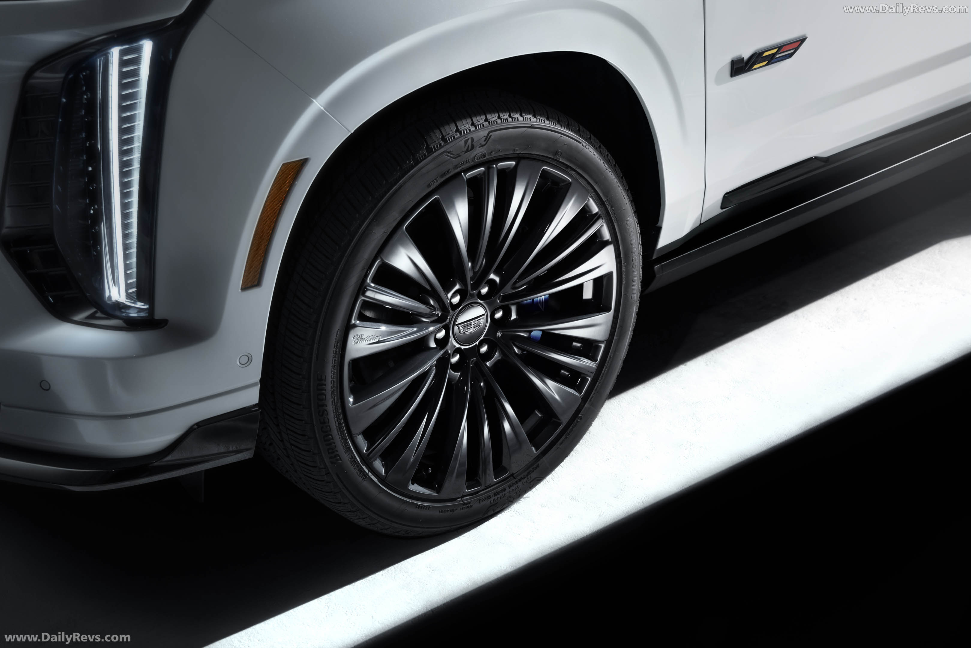 2027 Cadillac Escalade-V 125th Anniversary Collector Series Exterior