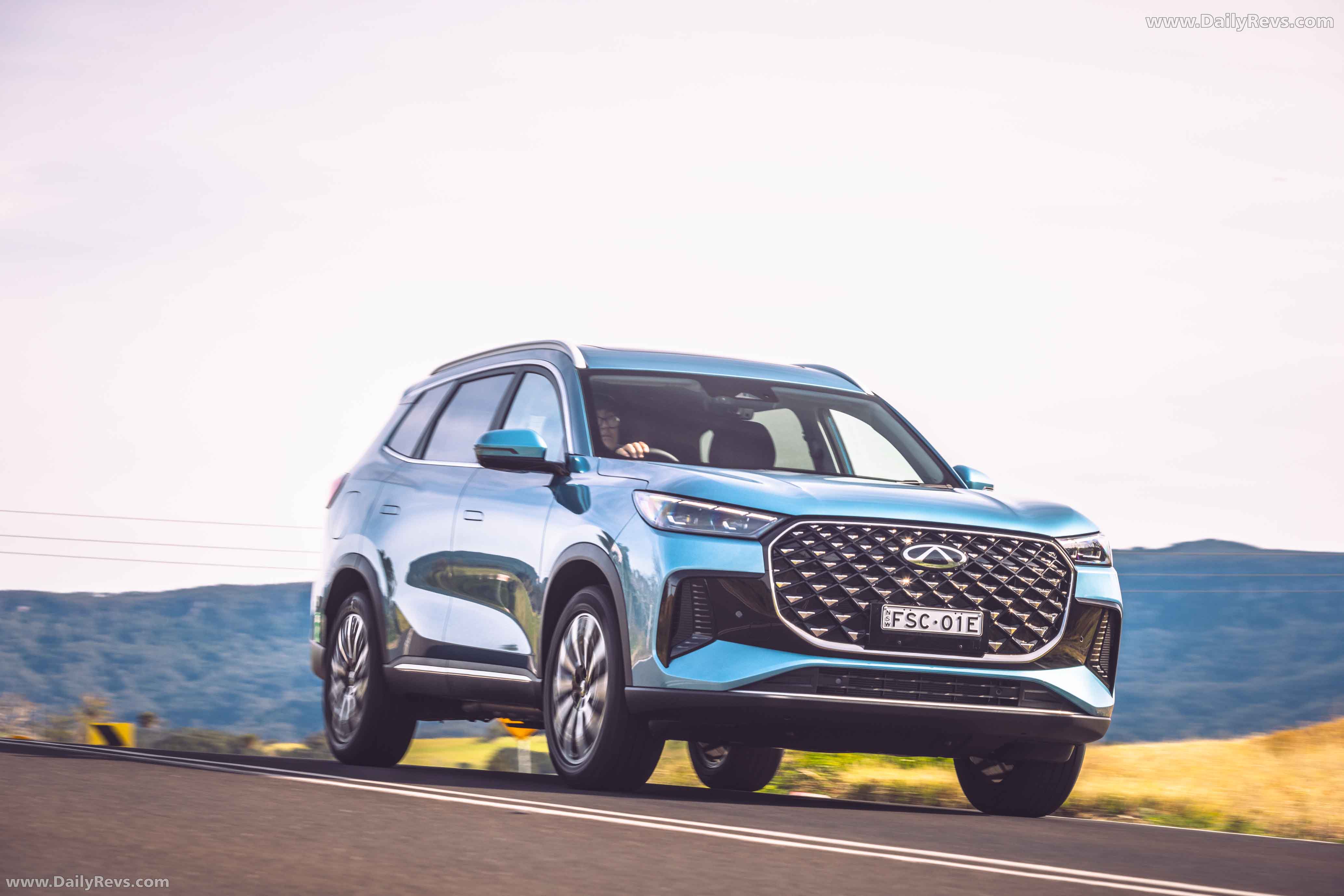 2025 Chery Automobiles Tiggo 8 Super Hybrid Front View
