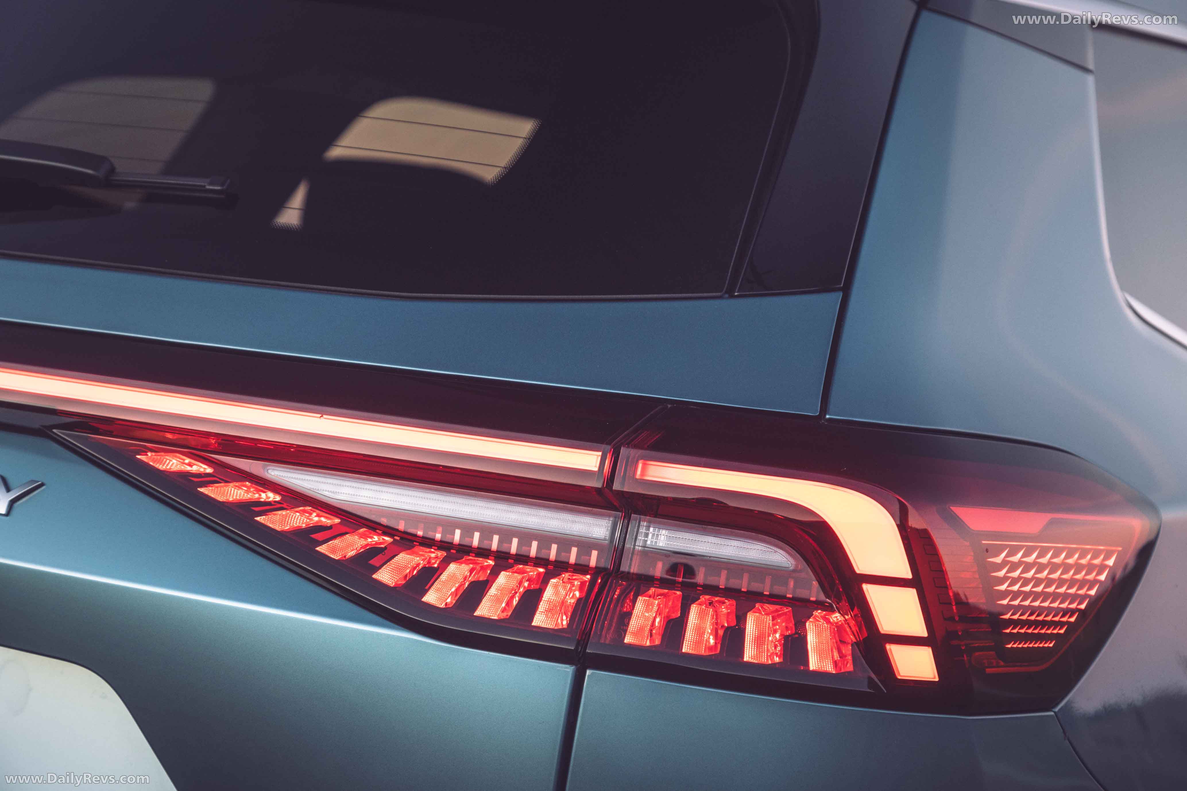 2025 Chery Automobiles Tiggo 8 Super Hybrid Exterior