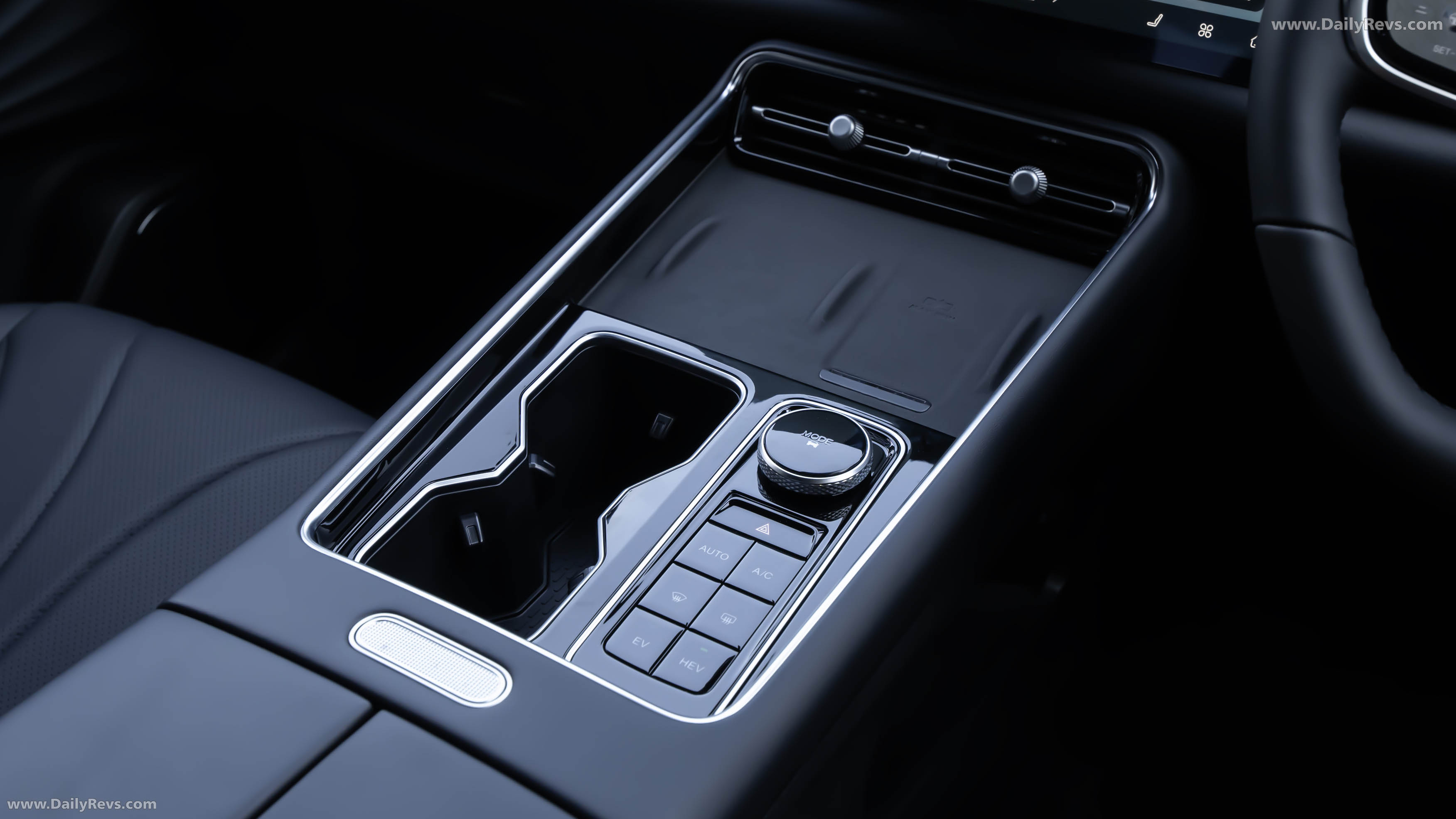 2025 Chery Automobiles Tiggo 9 Super Hybrid Interior