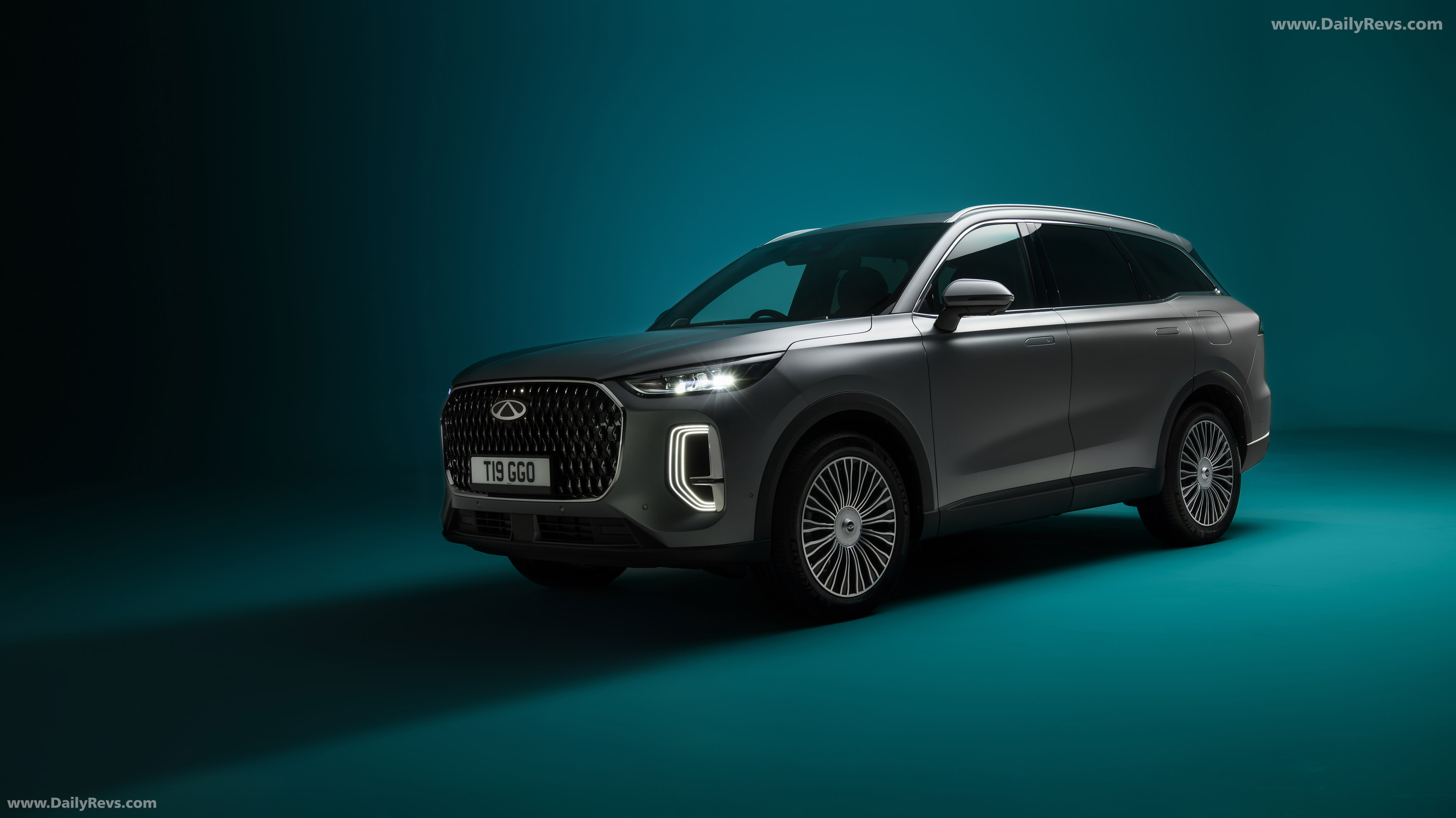 2026 Chery Automobiles Tiggo 9 CSH Front View