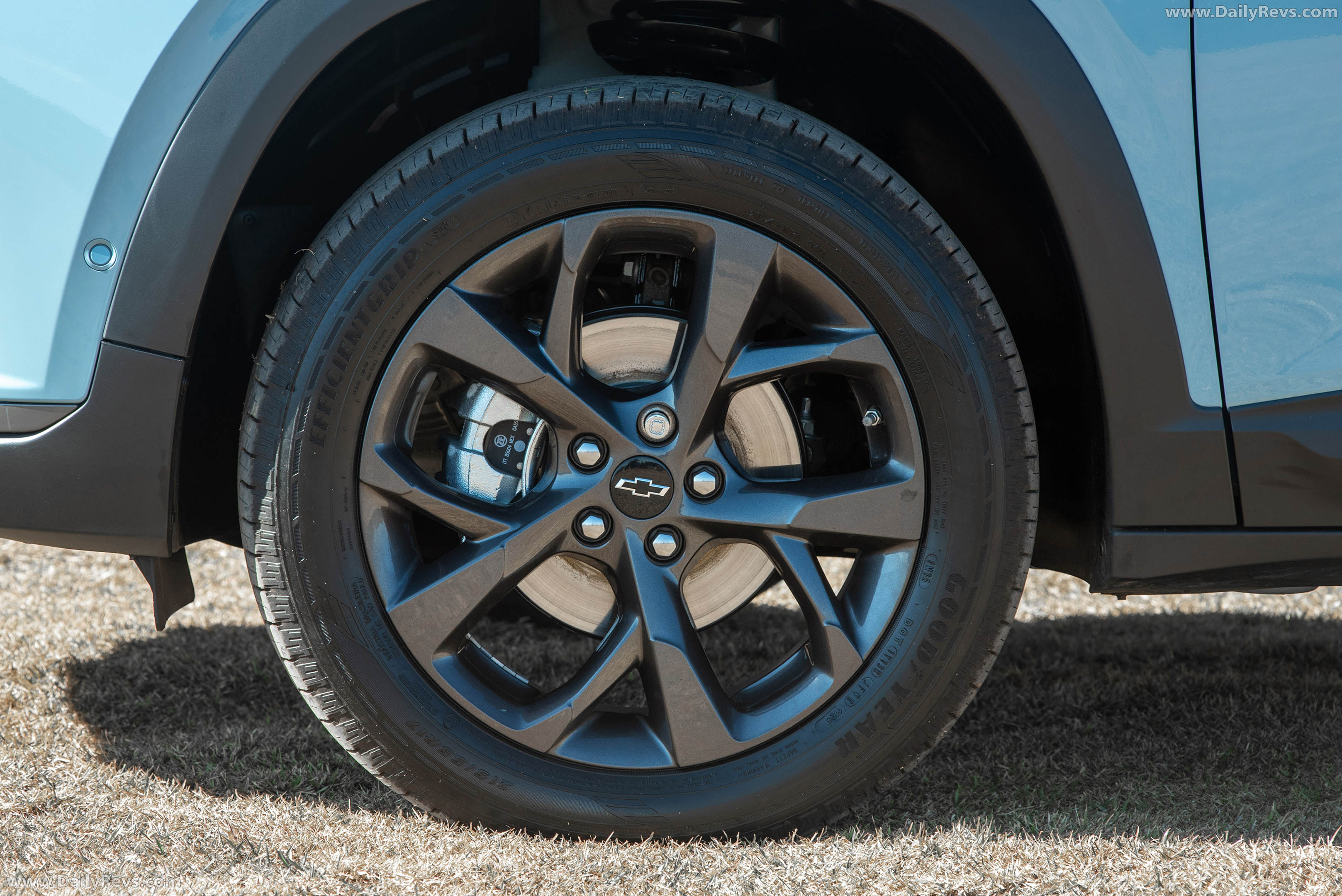 2026 Chevrolet Tracker 100 Years Edition Exterior
