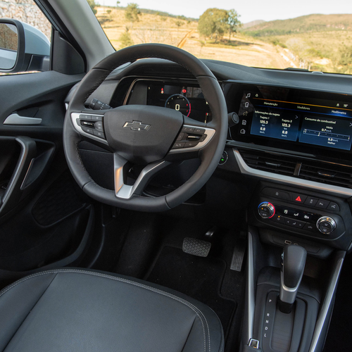 2026 Chevrolet Tracker 100 Years Edition Interior