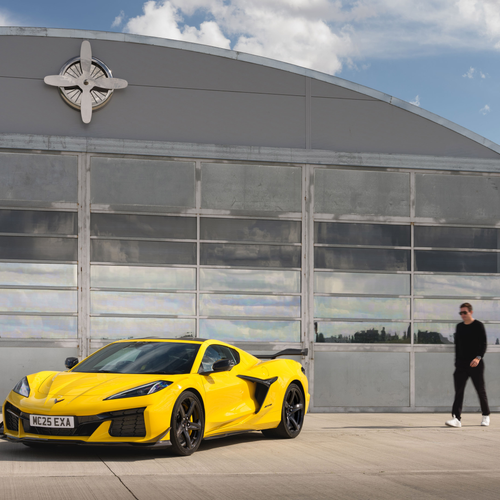 2025 Chevrolet Corvette Z06 Coupe UK Version Front View