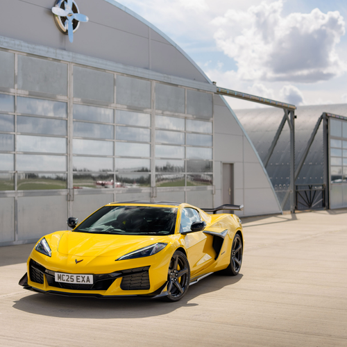 2025 Chevrolet Corvette Z06 Coupe UK Version Front View