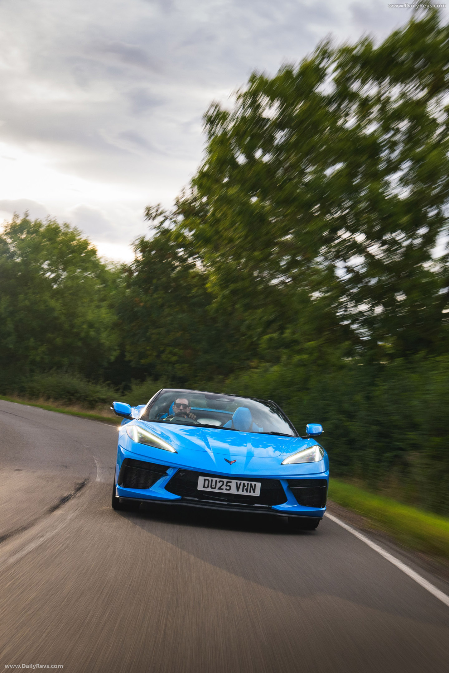 2025 Chevrolet Corvette C8 Stingray Convertible UK Version Front View