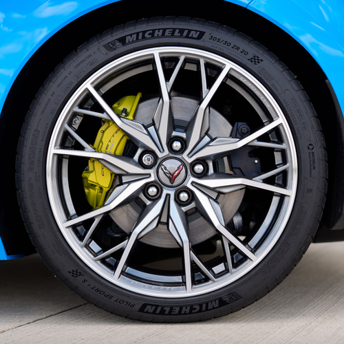 2025 Chevrolet Corvette C8 Stingray Convertible UK Version Exterior