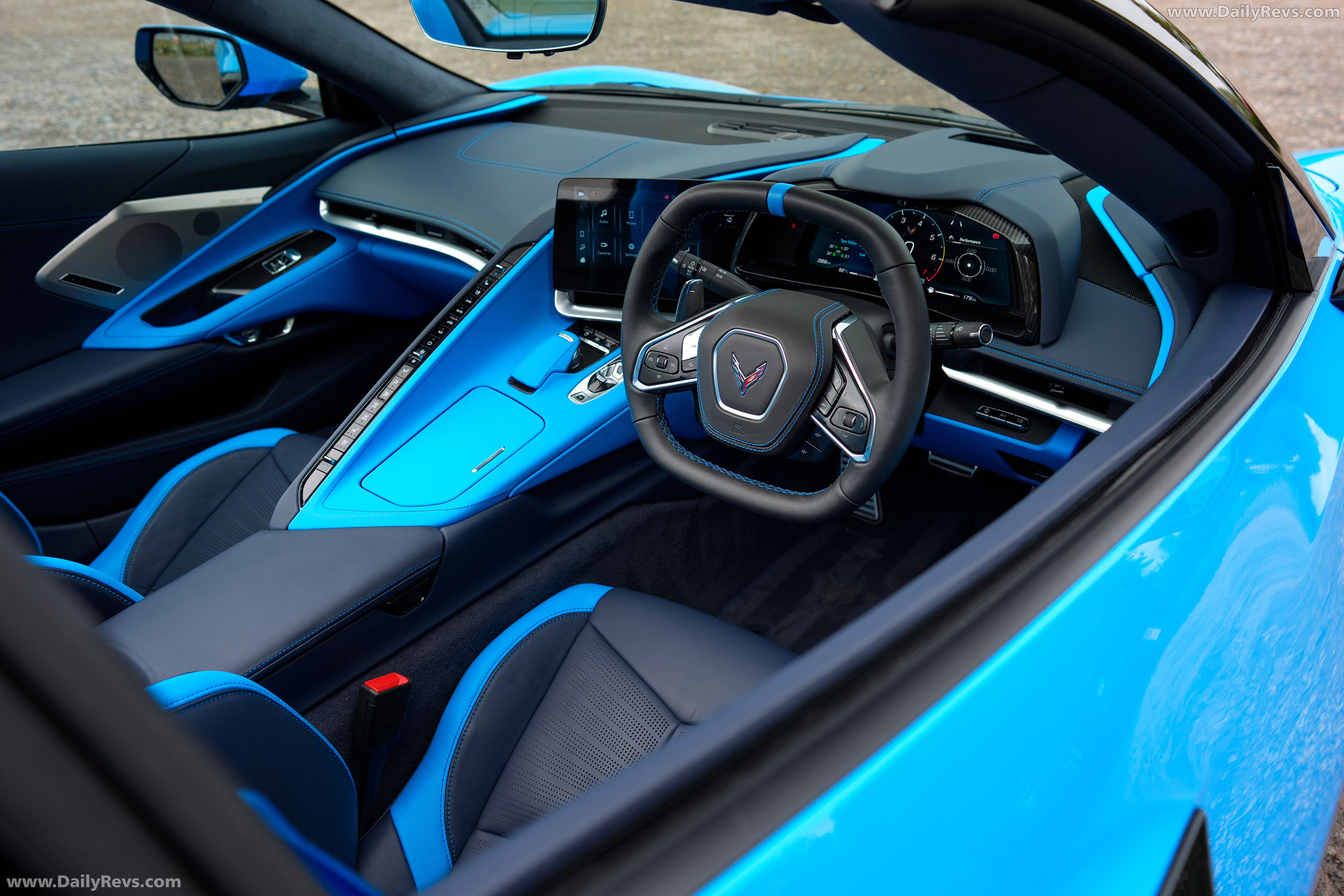 2025 Chevrolet Corvette C8 Stingray Convertible UK Version Interior