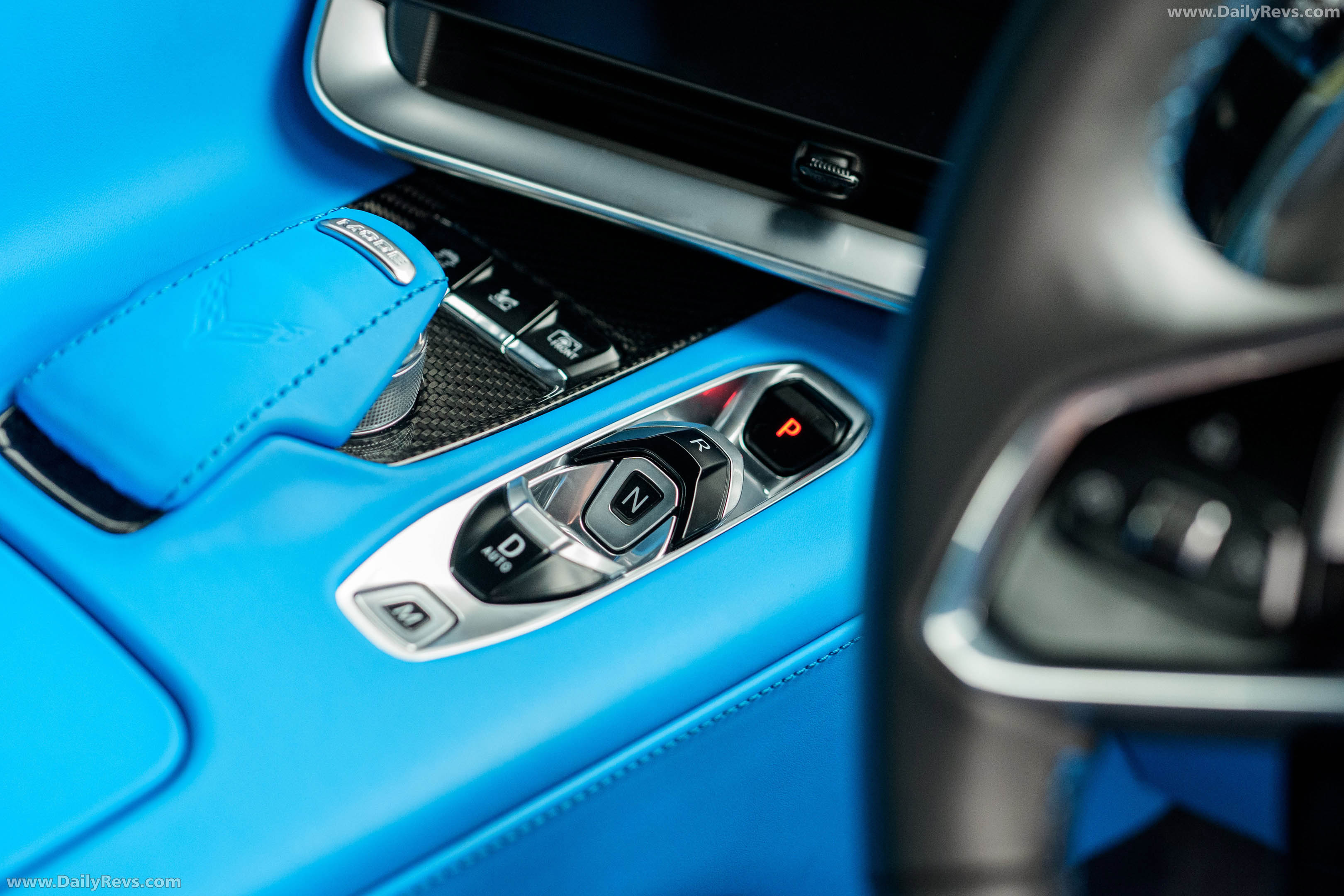 2025 Chevrolet Corvette C8 Stingray Convertible UK Version Interior