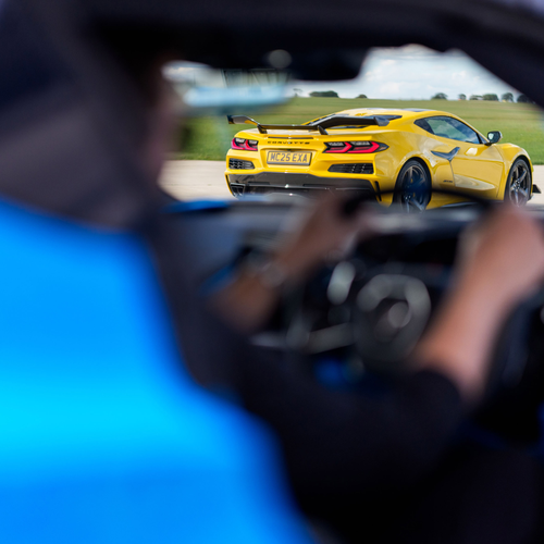 2025 Chevrolet Corvette C8 Stingray Convertible UK Version Interior