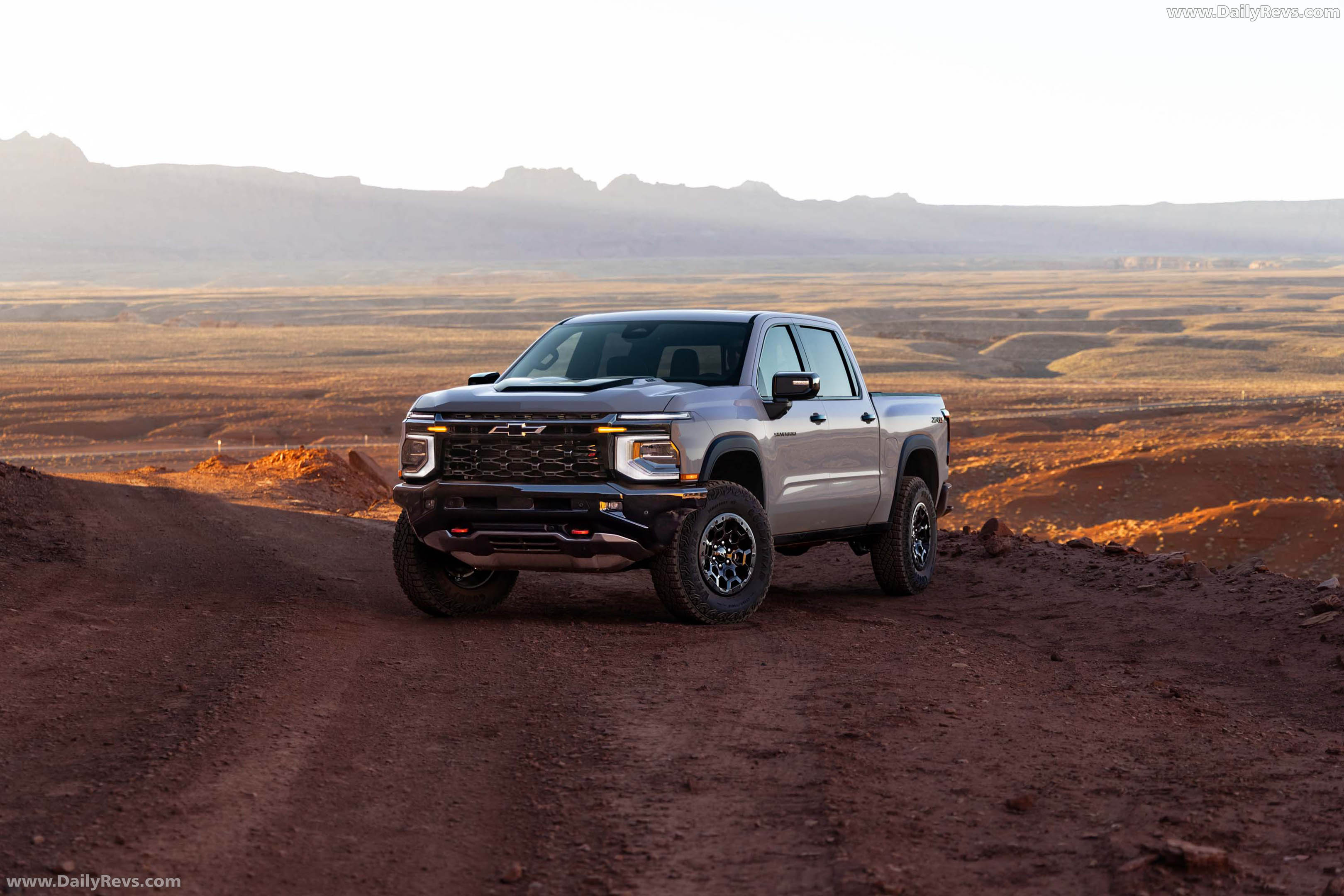 2027 Chevrolet Silverado 1500 ZR2 Front View