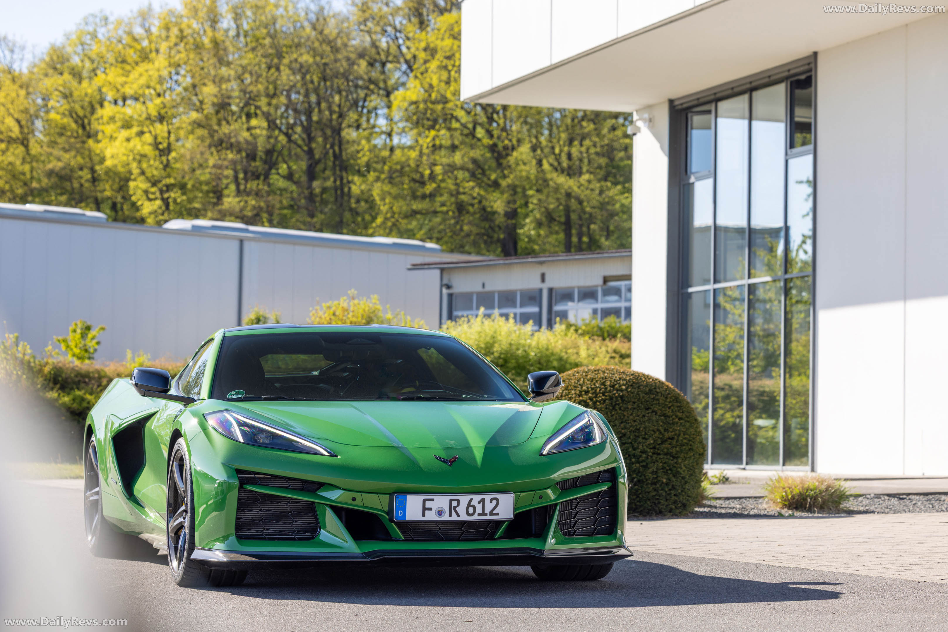 2026 Chevrolet Corvette E-Ray European Version Front View