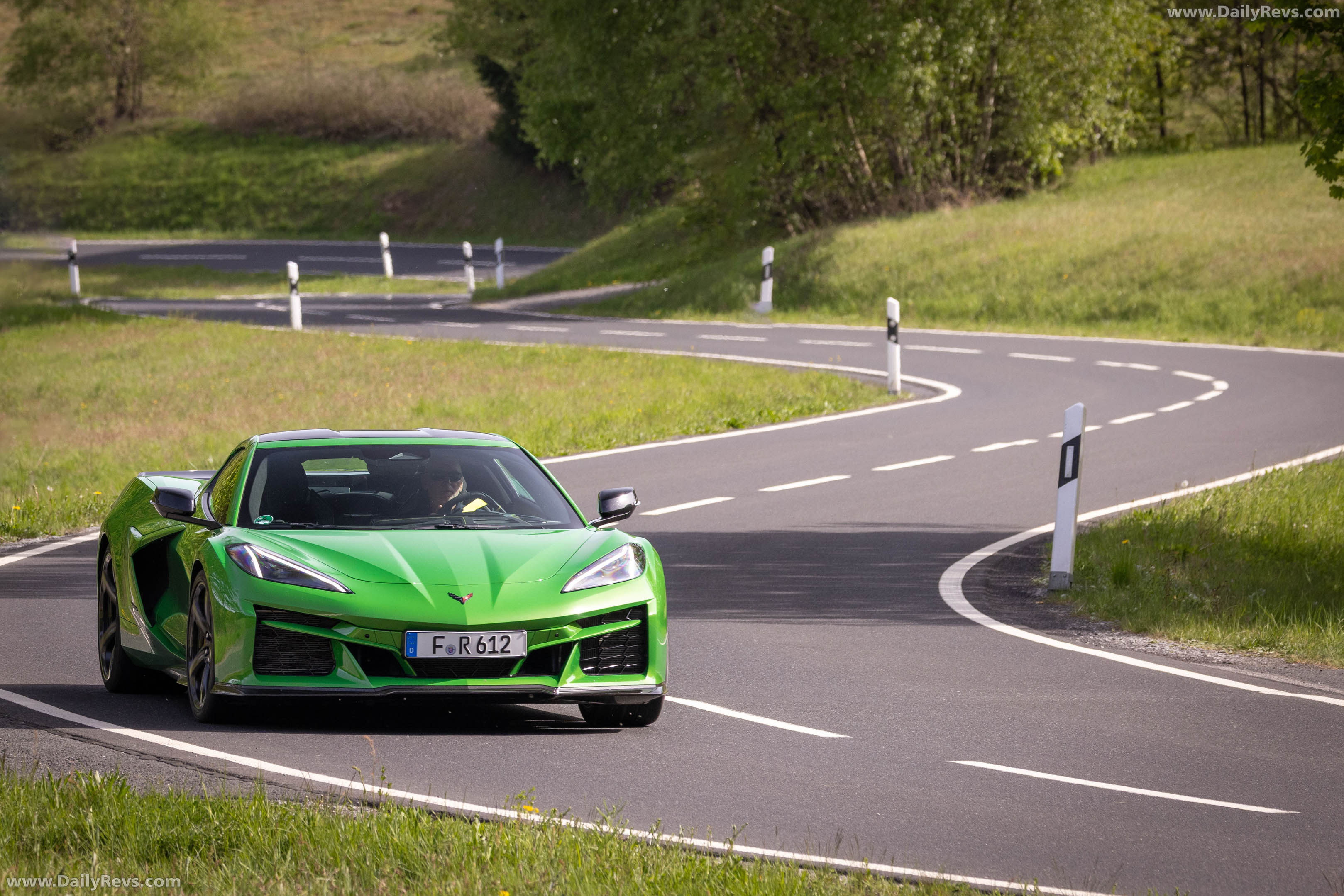 2026 Chevrolet Corvette E-Ray European Version Front View