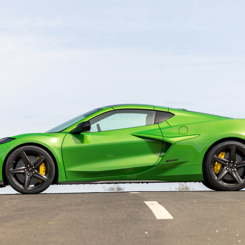 2026 Chevrolet Corvette E-Ray European Version Side View