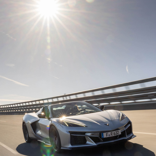 2026 Chevrolet Corvette E-Ray Convertible European Version Front View
