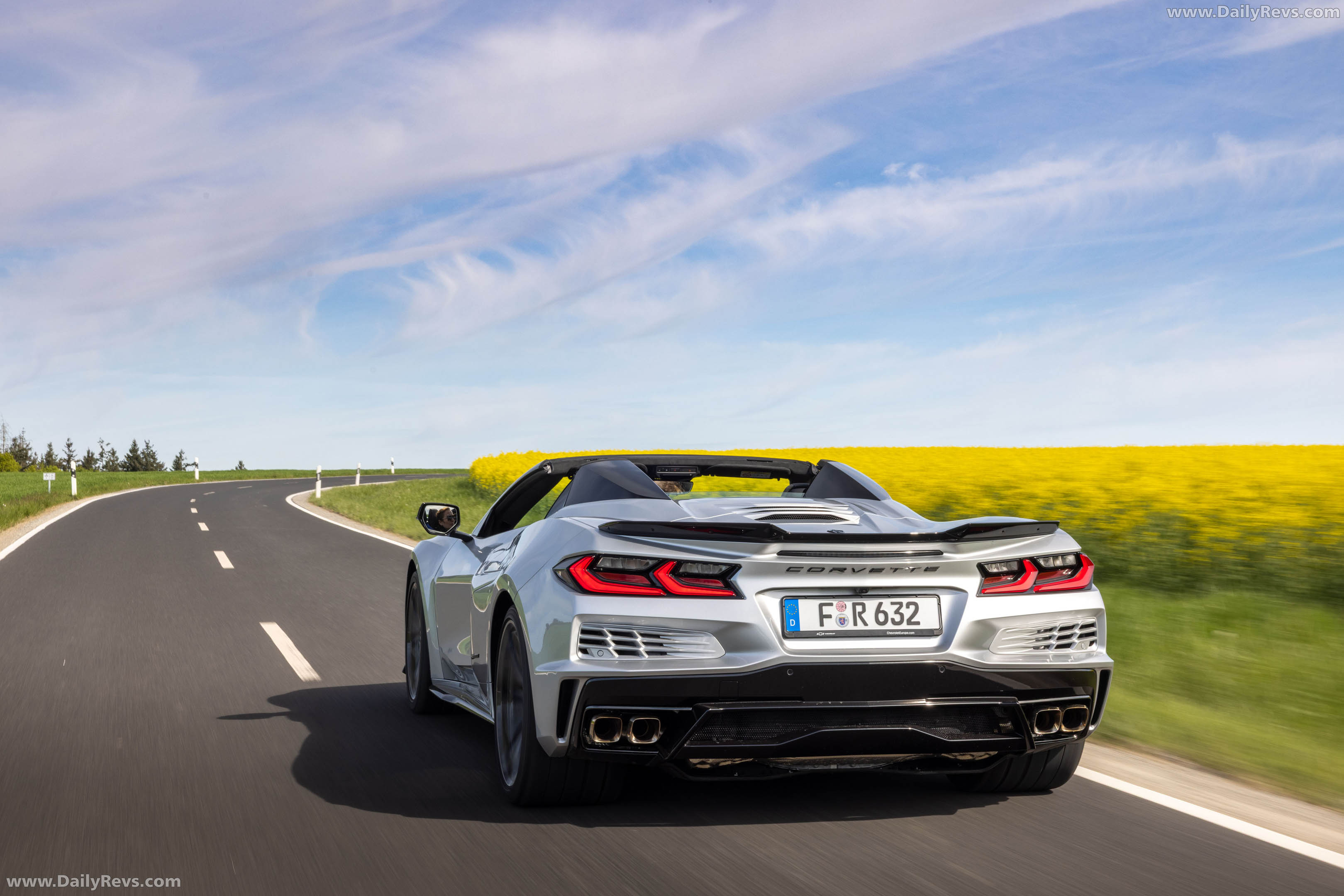 2026 Chevrolet Corvette E-Ray Convertible European Version Rear View