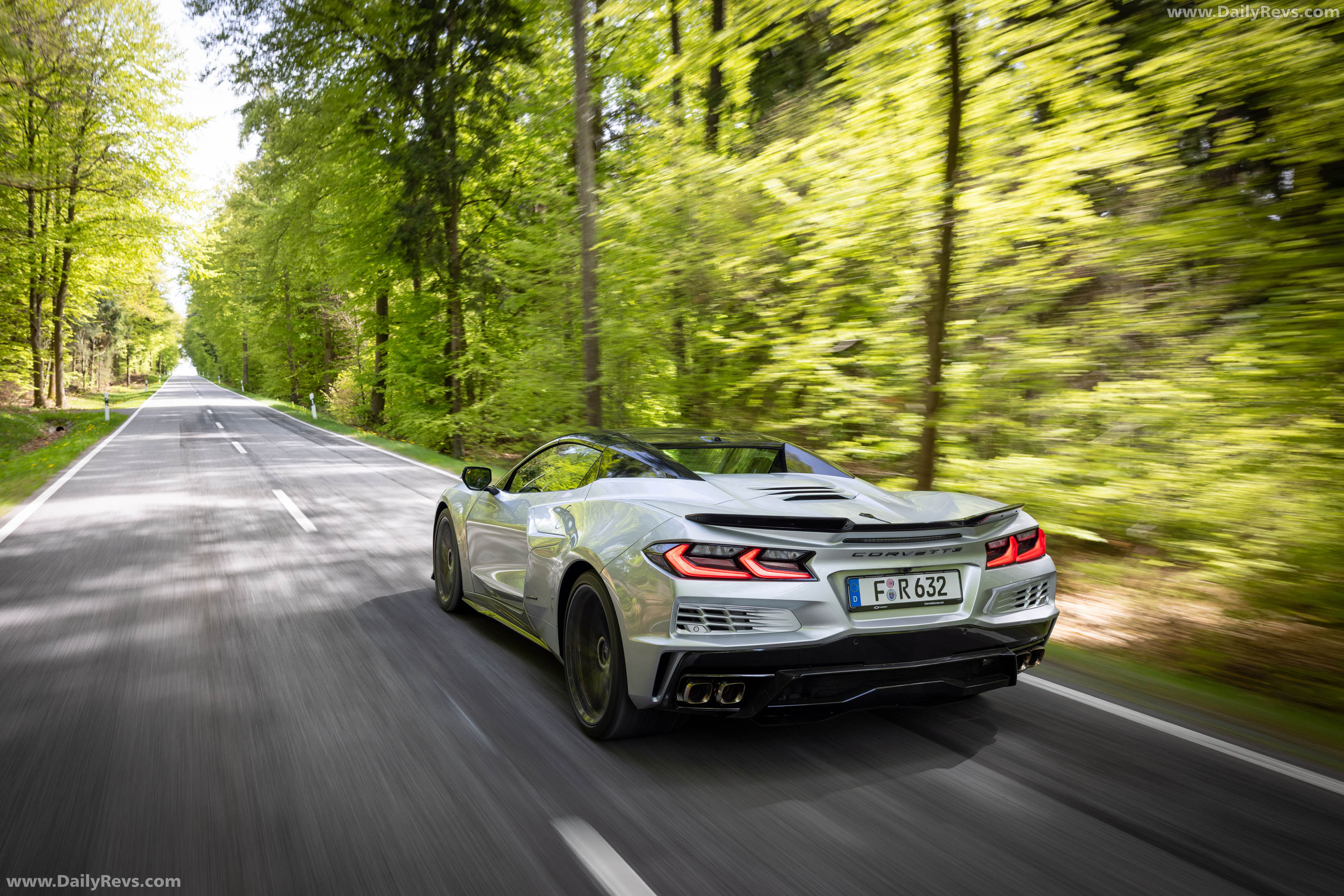 2026 Chevrolet Corvette E-Ray Convertible European Version Rear View