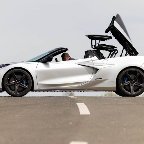 2026 Chevrolet Corvette E-Ray Convertible European Version Side View