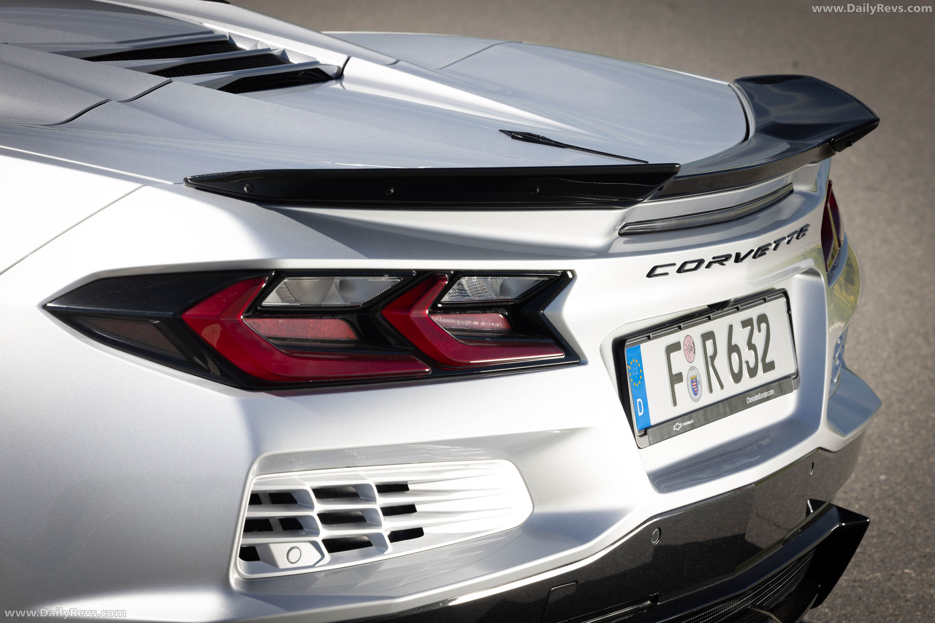 2026 Chevrolet Corvette E-Ray Convertible European Version Exterior