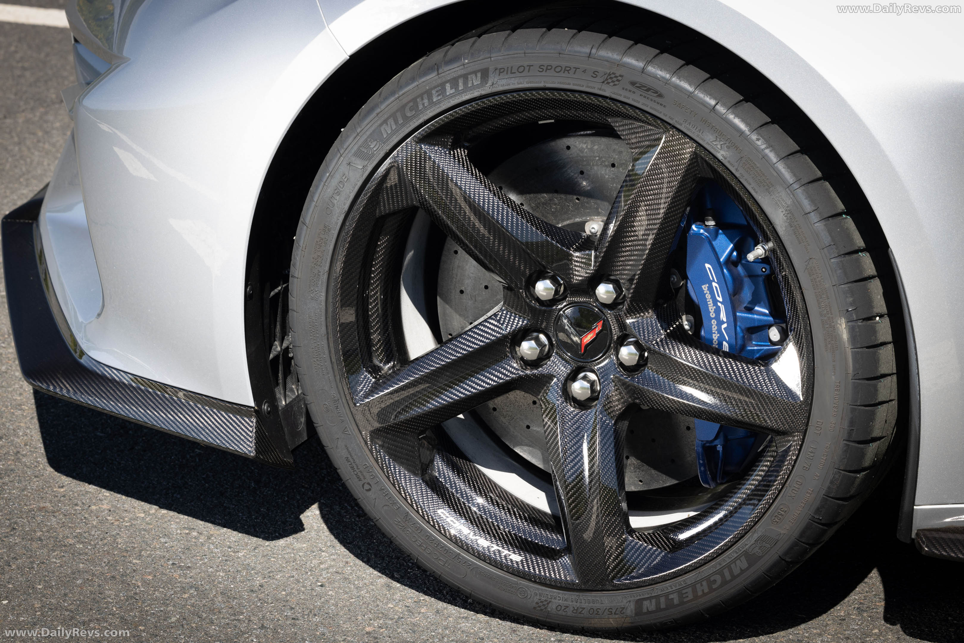 2026 Chevrolet Corvette E-Ray Convertible European Version Exterior