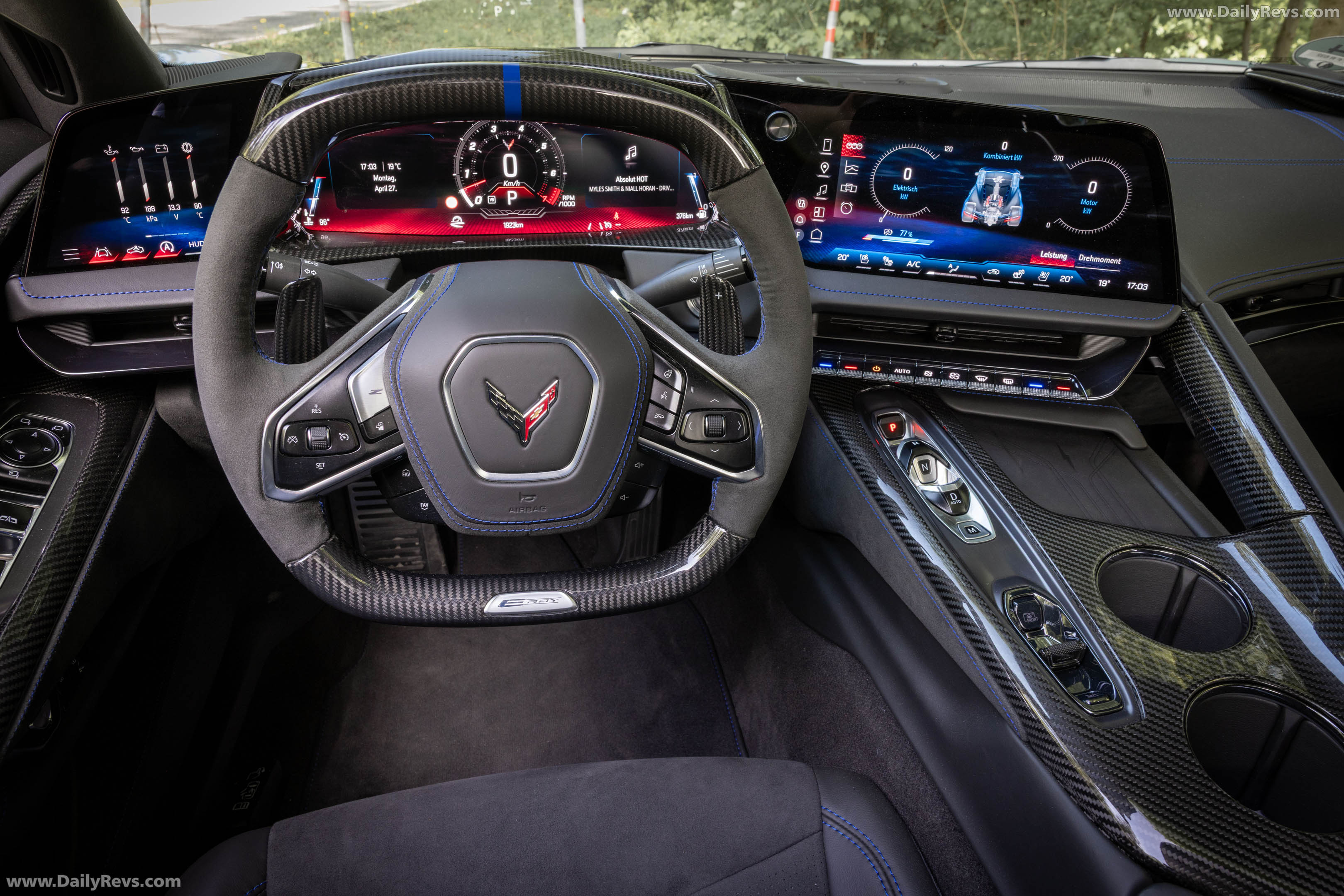 2026 Chevrolet Corvette E-Ray Convertible European Version Interior